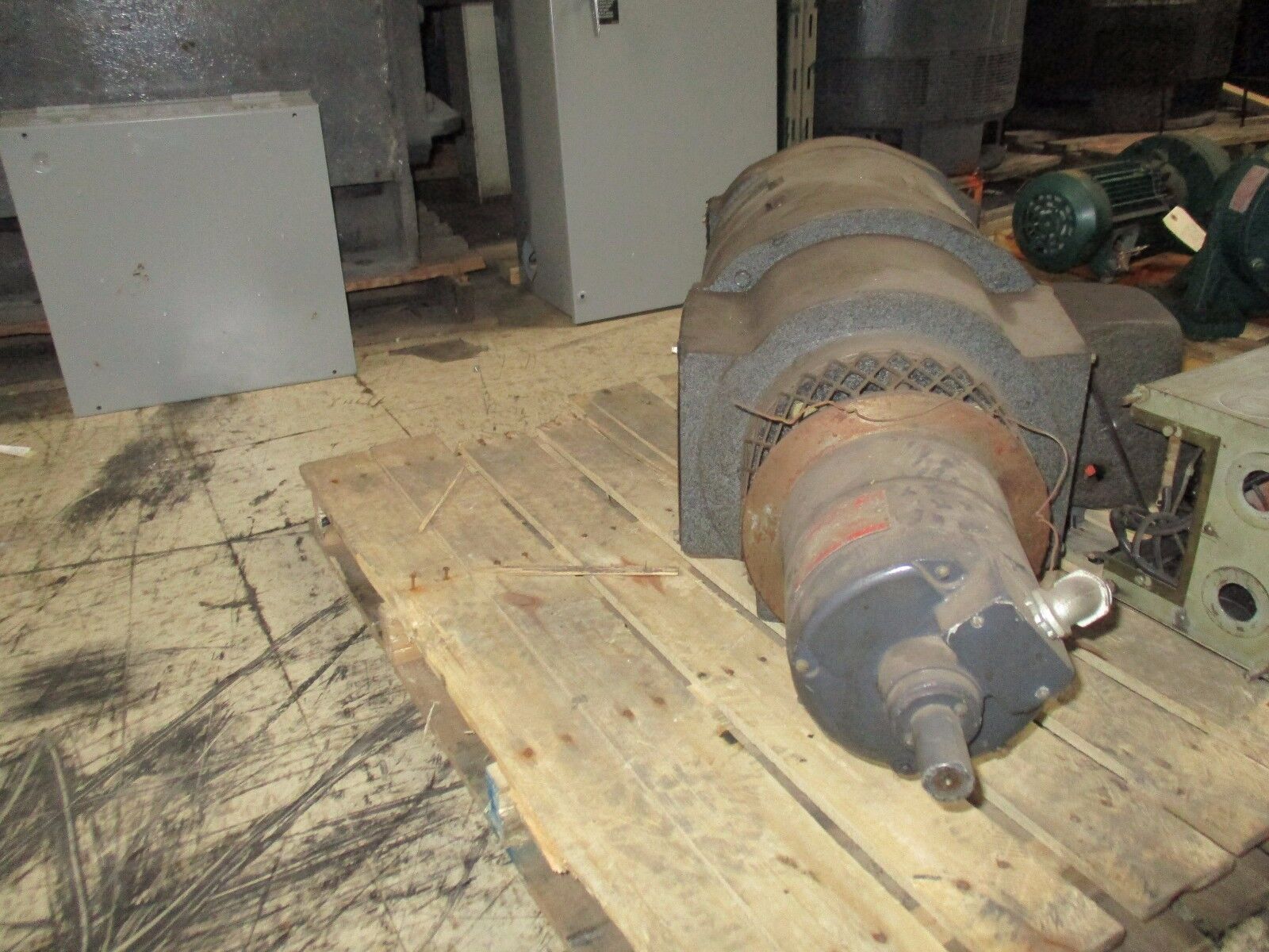 Allen-Bradley DC Motor w/GE Tachometer Generator M01243 25HP 1750/3000RPM Used