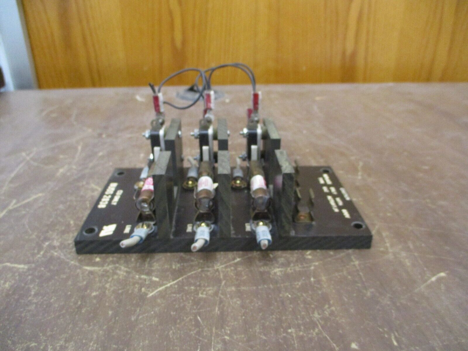 Buss Fuse Block 2838 600V 3P Used