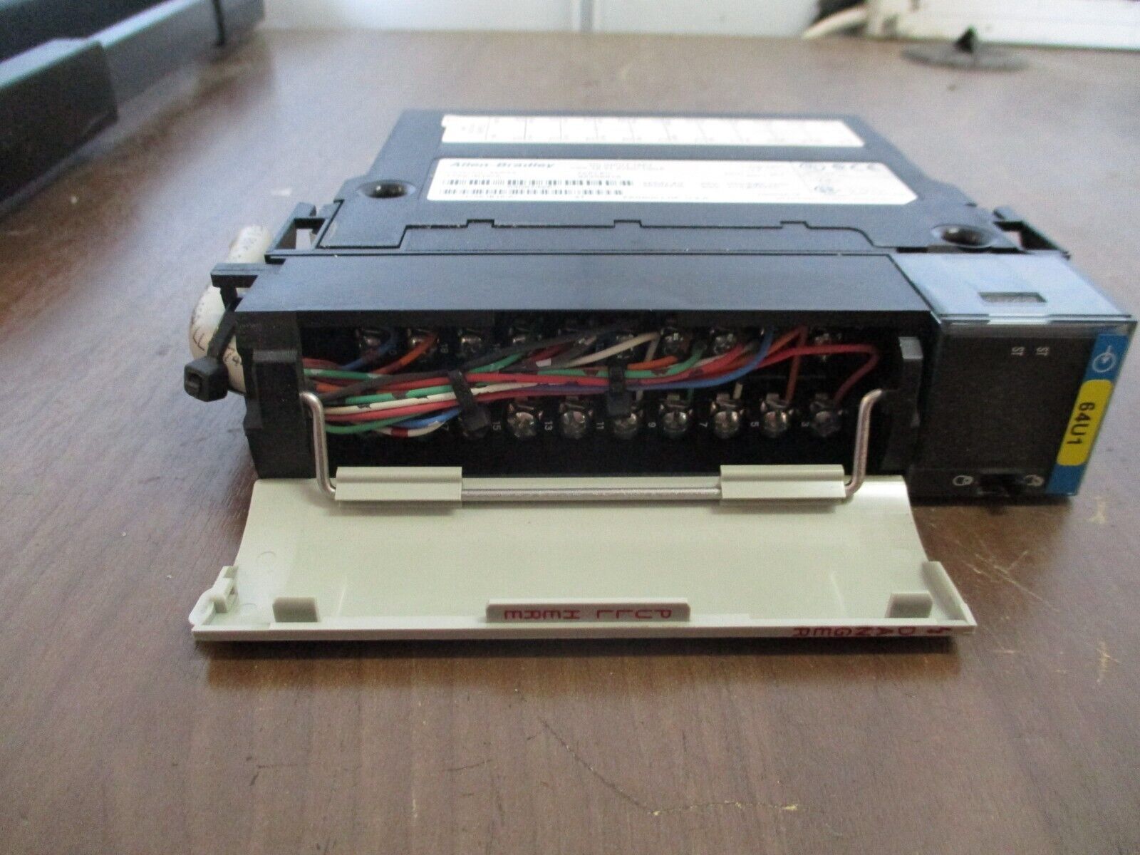 Allen-Bradley DC Input Module 1756-IB16 Series A Firmware 3.2 16 pt Used