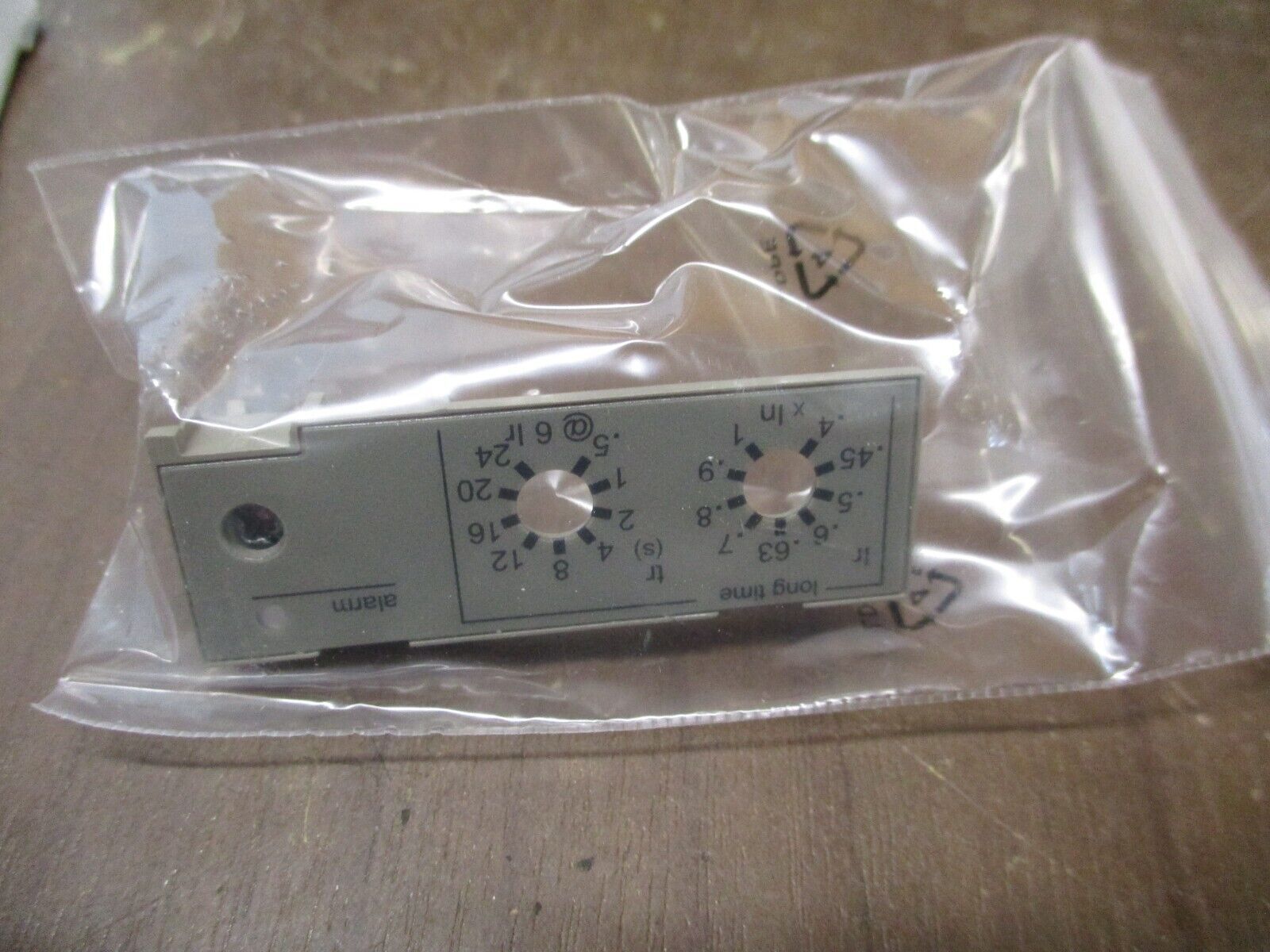 Square D Micrologic 6.0P Trip Unit S164A 600/690V 50/60Hz w/ Rating Plug