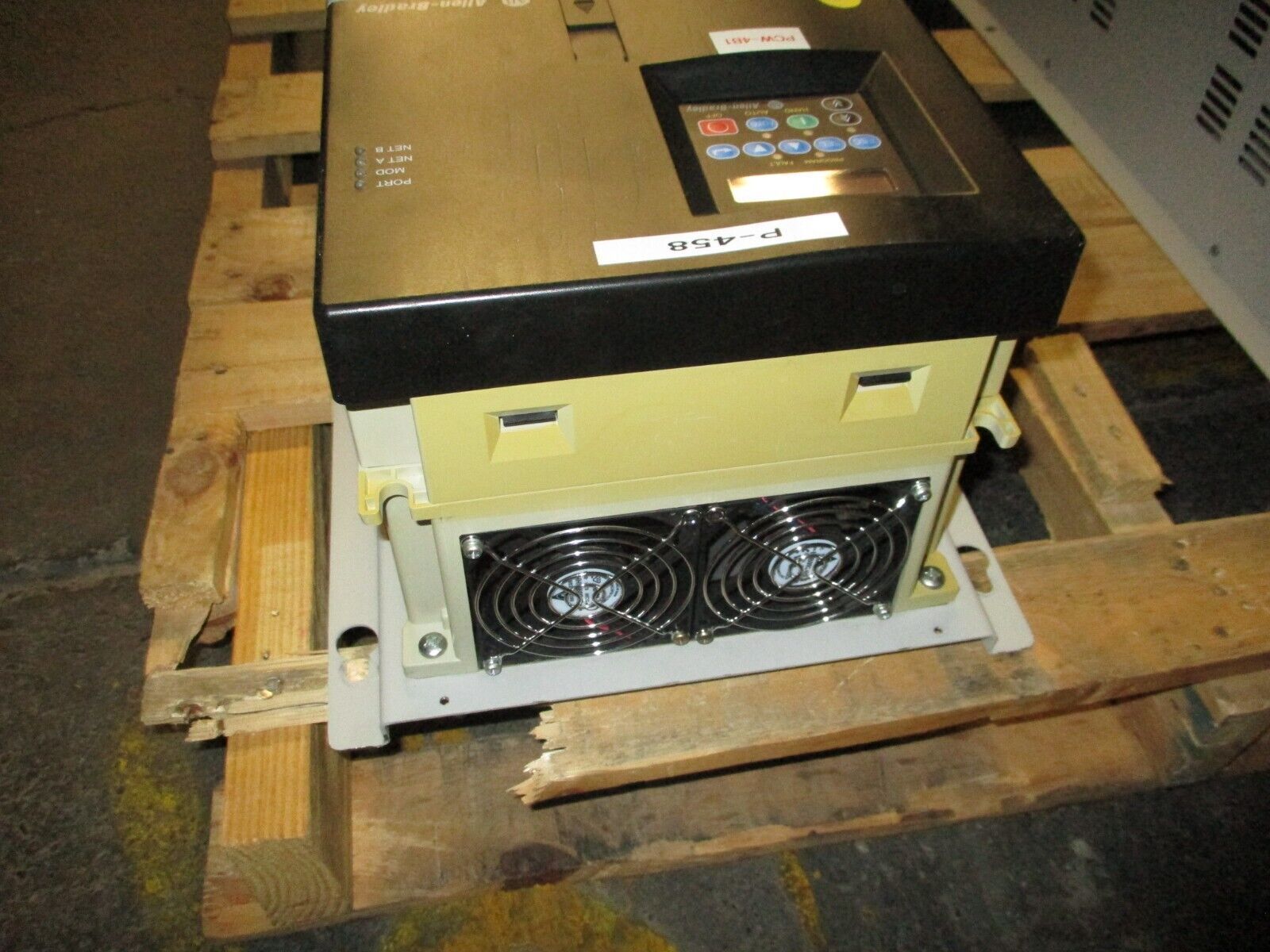 Allen-Bradley PowerFlex 400 AC Drive w/ Bypass 22C-D038A103 Ser. A 25HP 3Ph Used