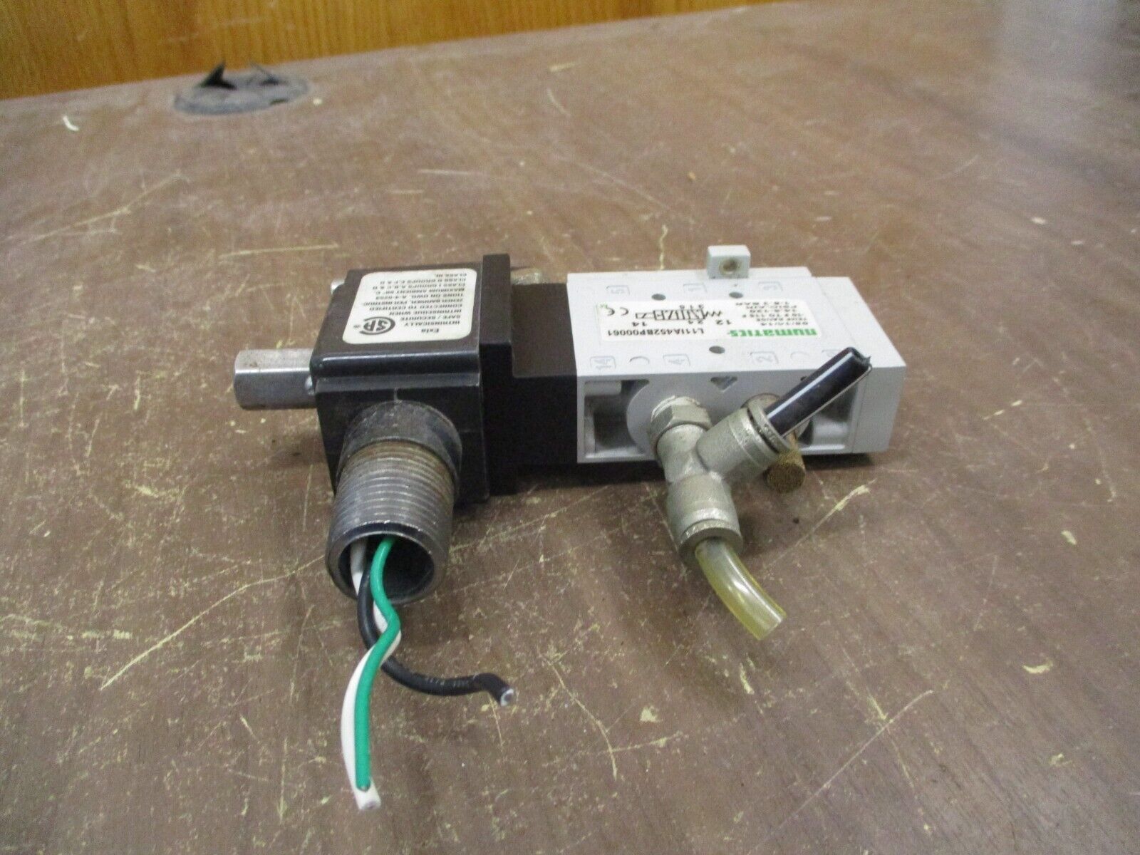 Numatics Solenoid Air Control Valve L11IA452BP00061 14.5-120PSIG -10-115°F Used