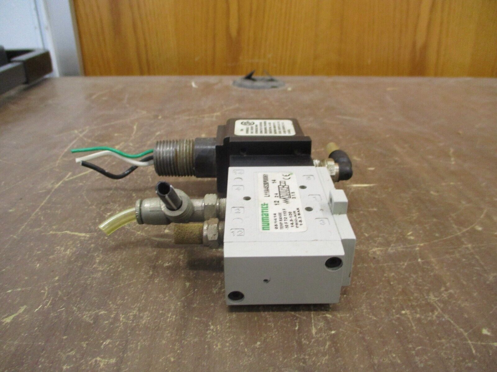 Numatics Solenoid Air Control Valve L11IA452BP00061 14.5-120PSIG -10-115°F Used