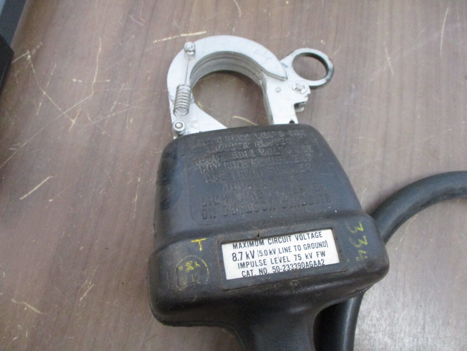 GE High Voltage Tester Clamp 50-233390AGAA2 8.7kV (5.0kV Line to Ground) Used