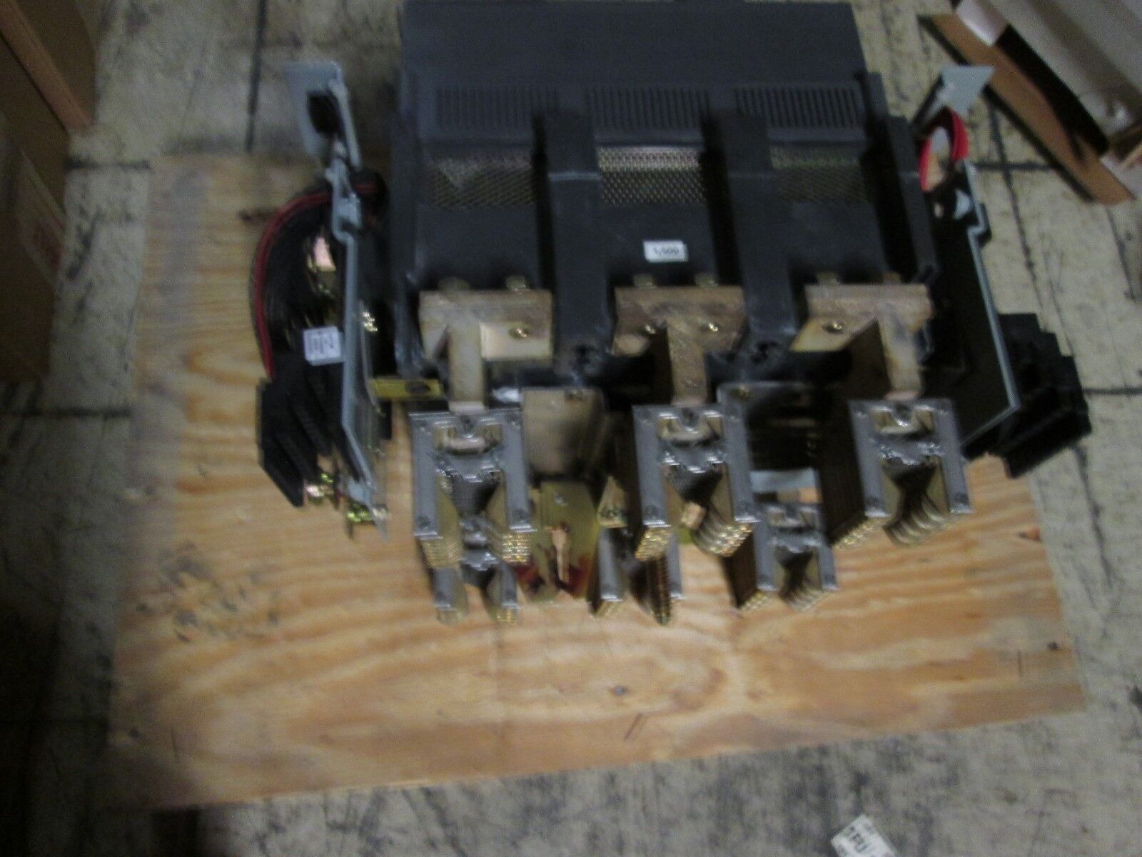 GE Hi-Break Circuit Breaker SHD16B216 1600A 240/480/600V 3P New Surplus