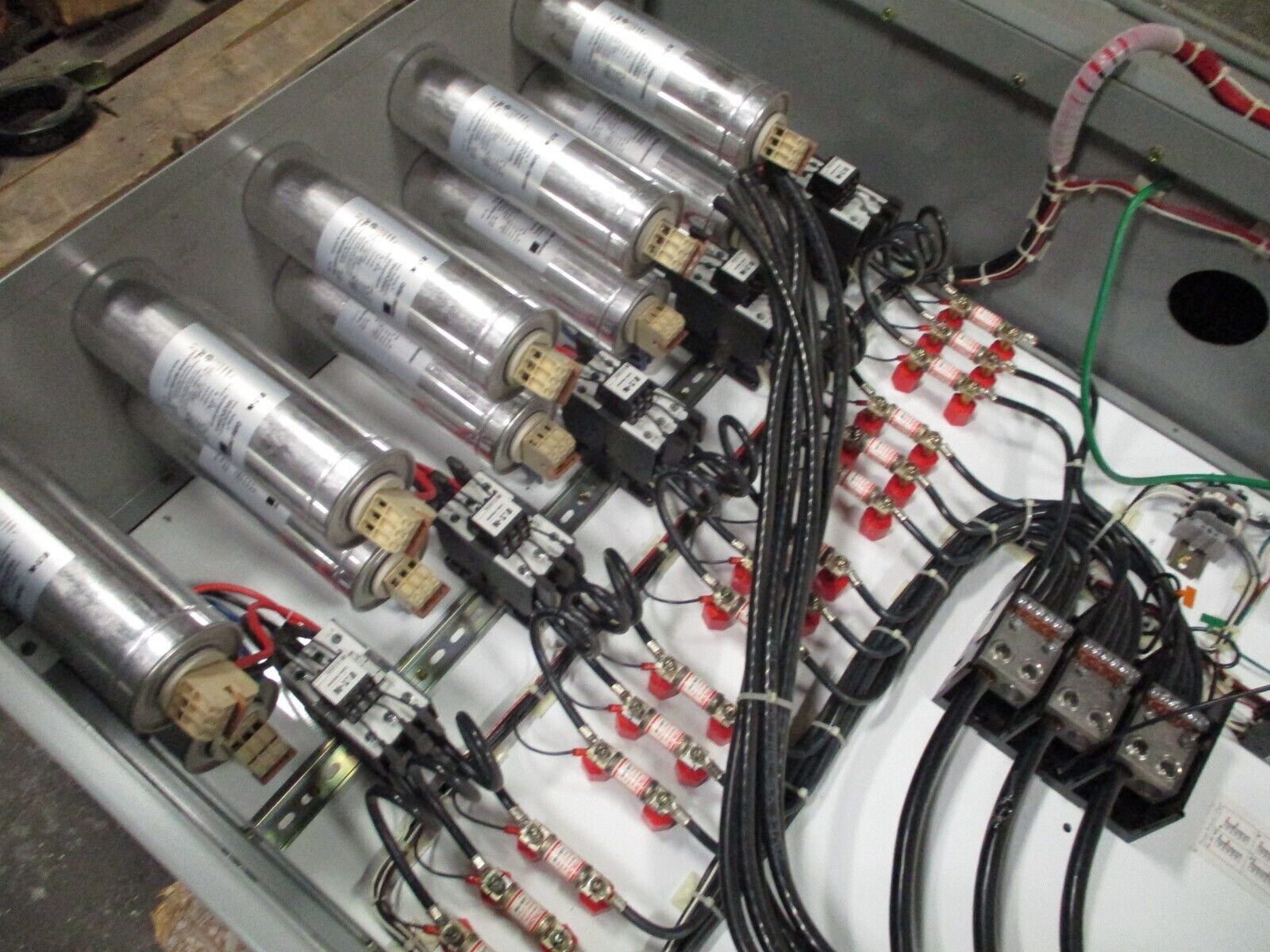 Eaton Autovar Capacitor Power Capacity Bank 175MCSR431ACM 175kVAR 480V 3Ph 60Hz