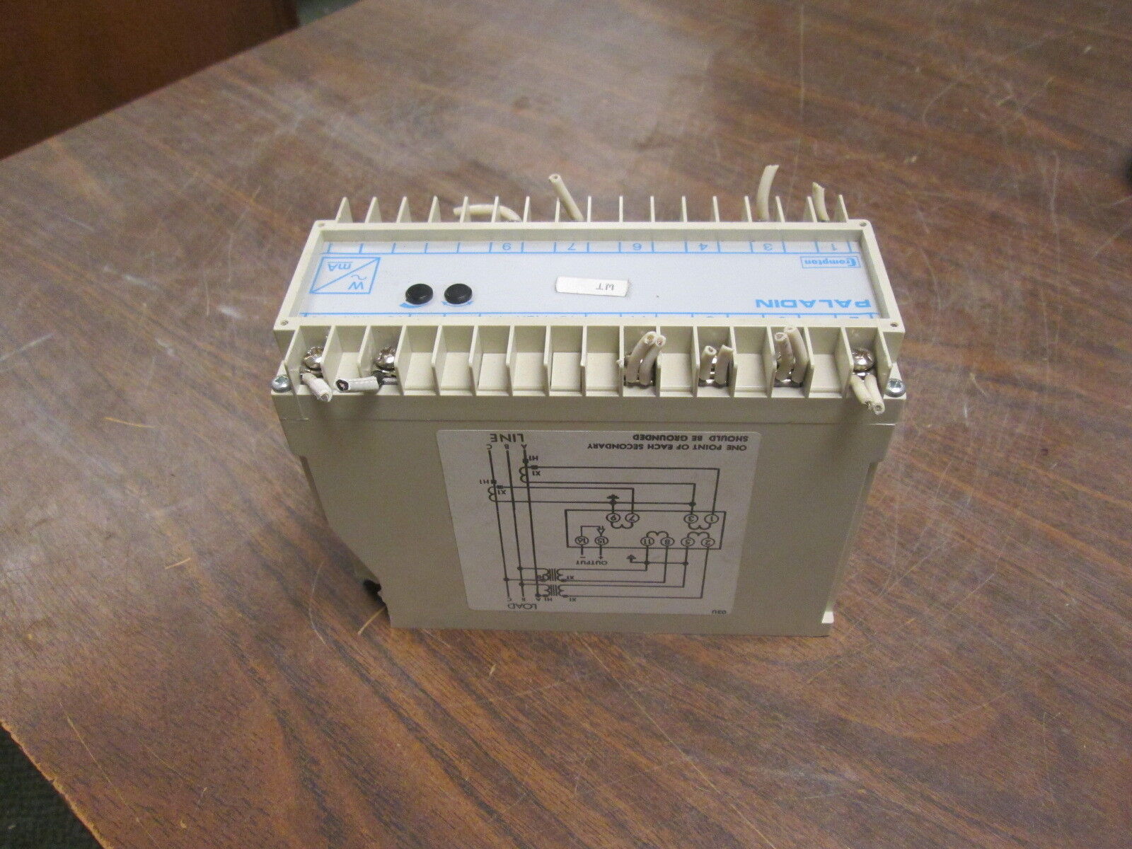 Crompton Paladin Transducer 256-TWMU 120V 60Hz 1000W 4.8A *Broken Mounting Foot*