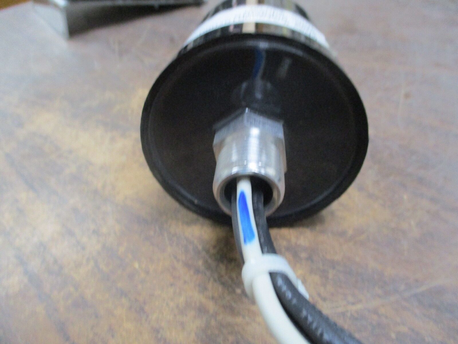 Cutler-Hammer Secondary Surge Arrester CHSA03 MCOV 600VAC Used