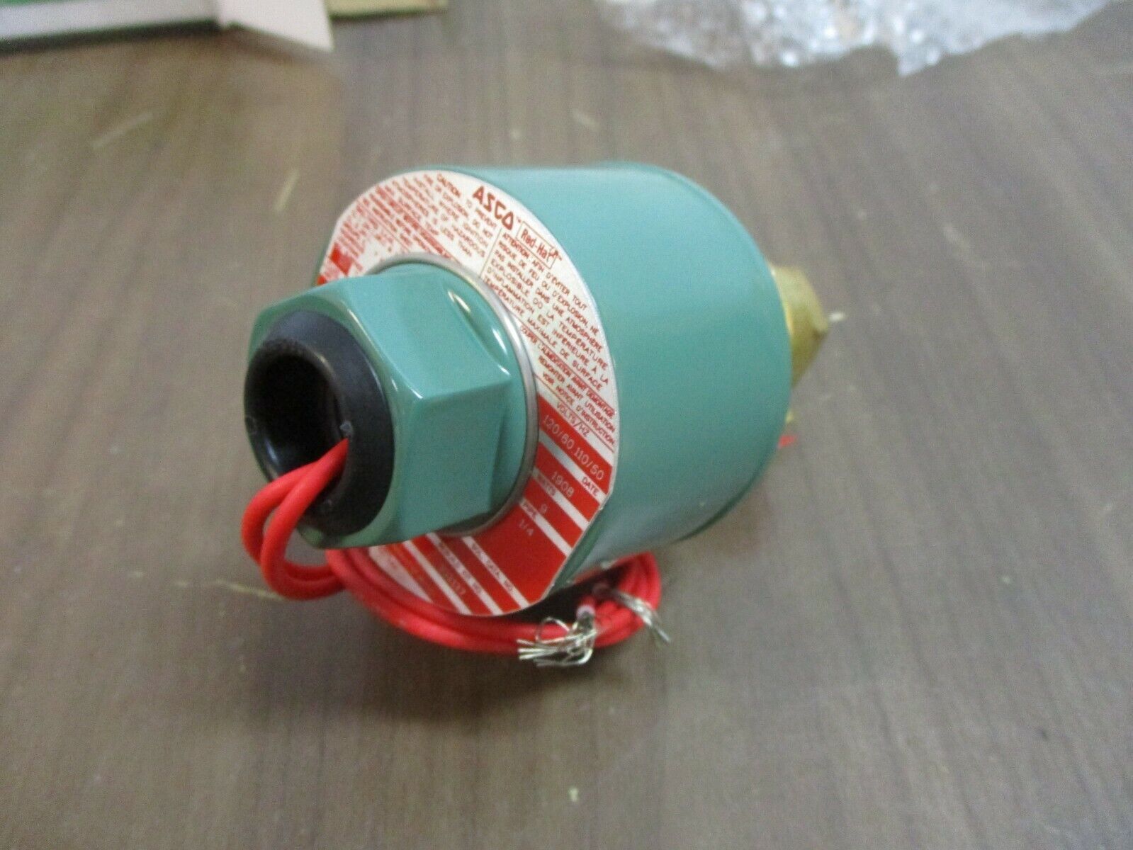 Asco Red Hat Solenoid Valve 8320A090 110/120V 50/60Hz New Surplus