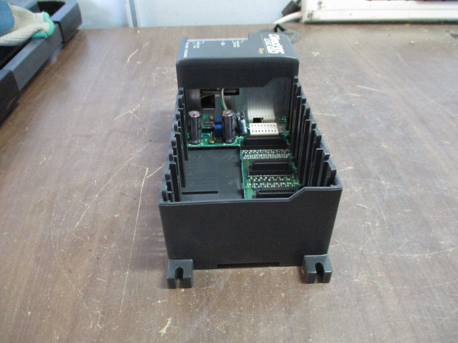 PLC Direct DirectLogic 205 Rack D2-04B 4-Slot Used