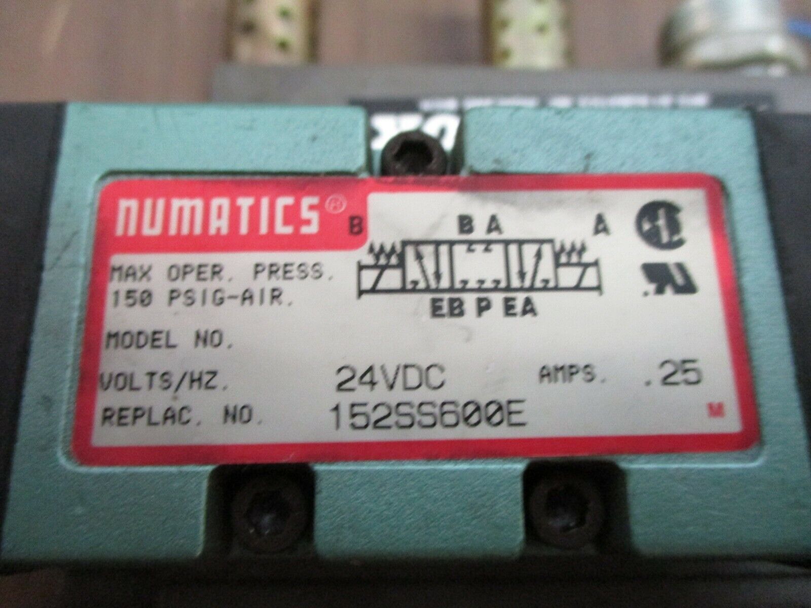 Numatics Solenoid Valve 152SS600E w/ FlexiBlok 24VDC 0.25A 150PSIG Used