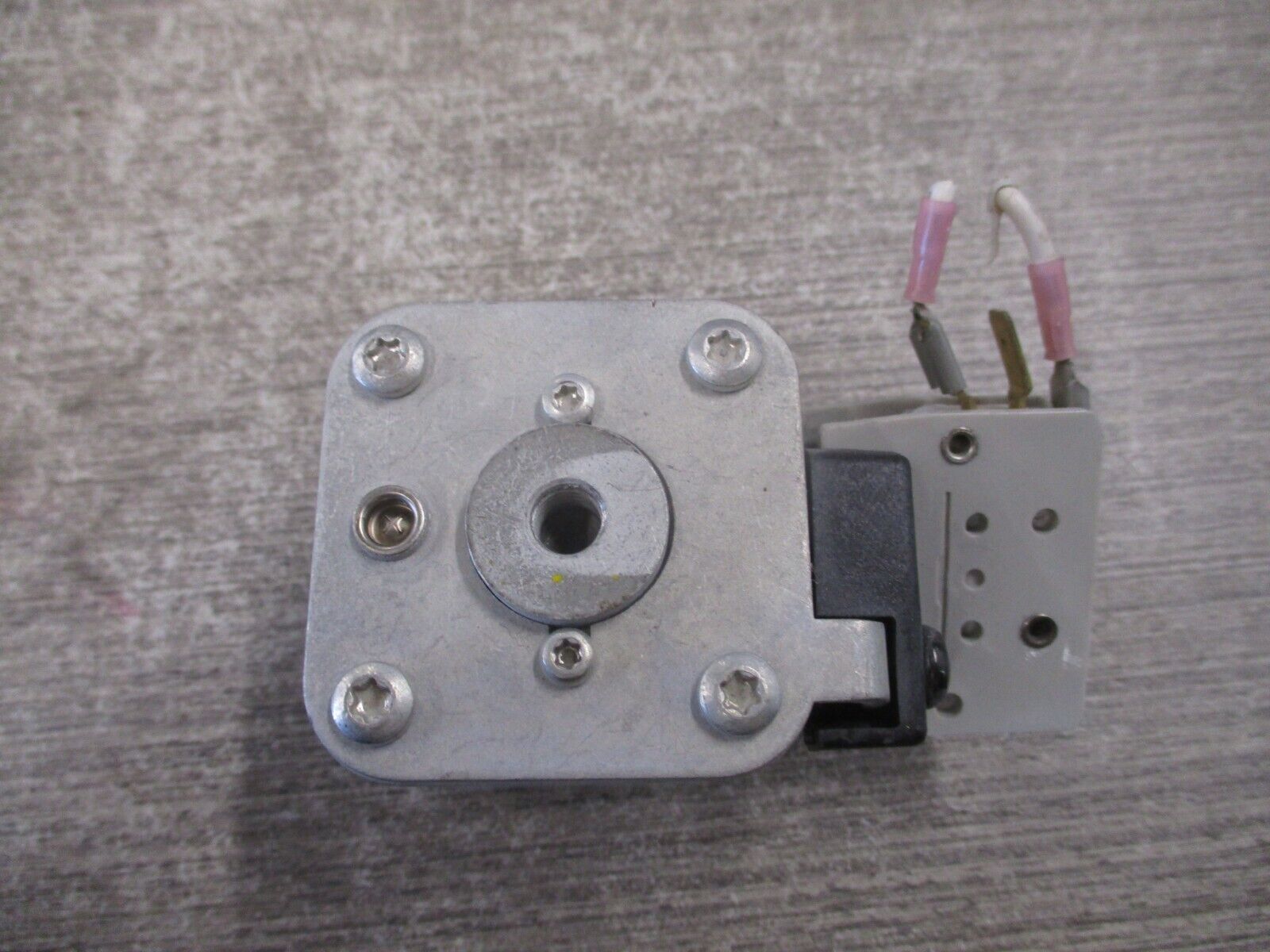 Bussmann Fuse 170M4567 700A 700V Used