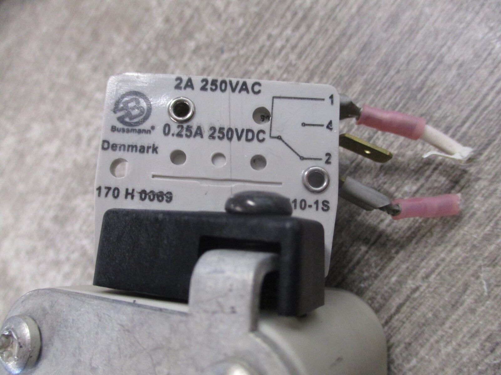 Bussmann Fuse 170M4567 700A 700V Used