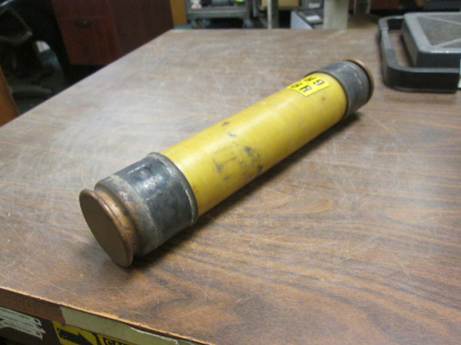 GE Type EJ-2D Fuse 9F60LJD806 6R 5.08KV 60Hz Used