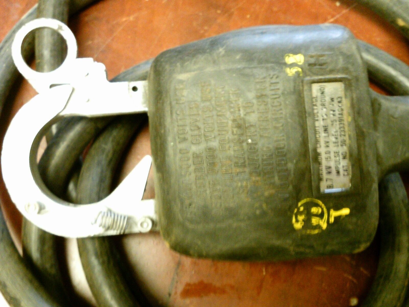 GE High Voltage Tester Clamp 50-233391AGAA3 8.7kV (5.0kV Line to Ground) Used