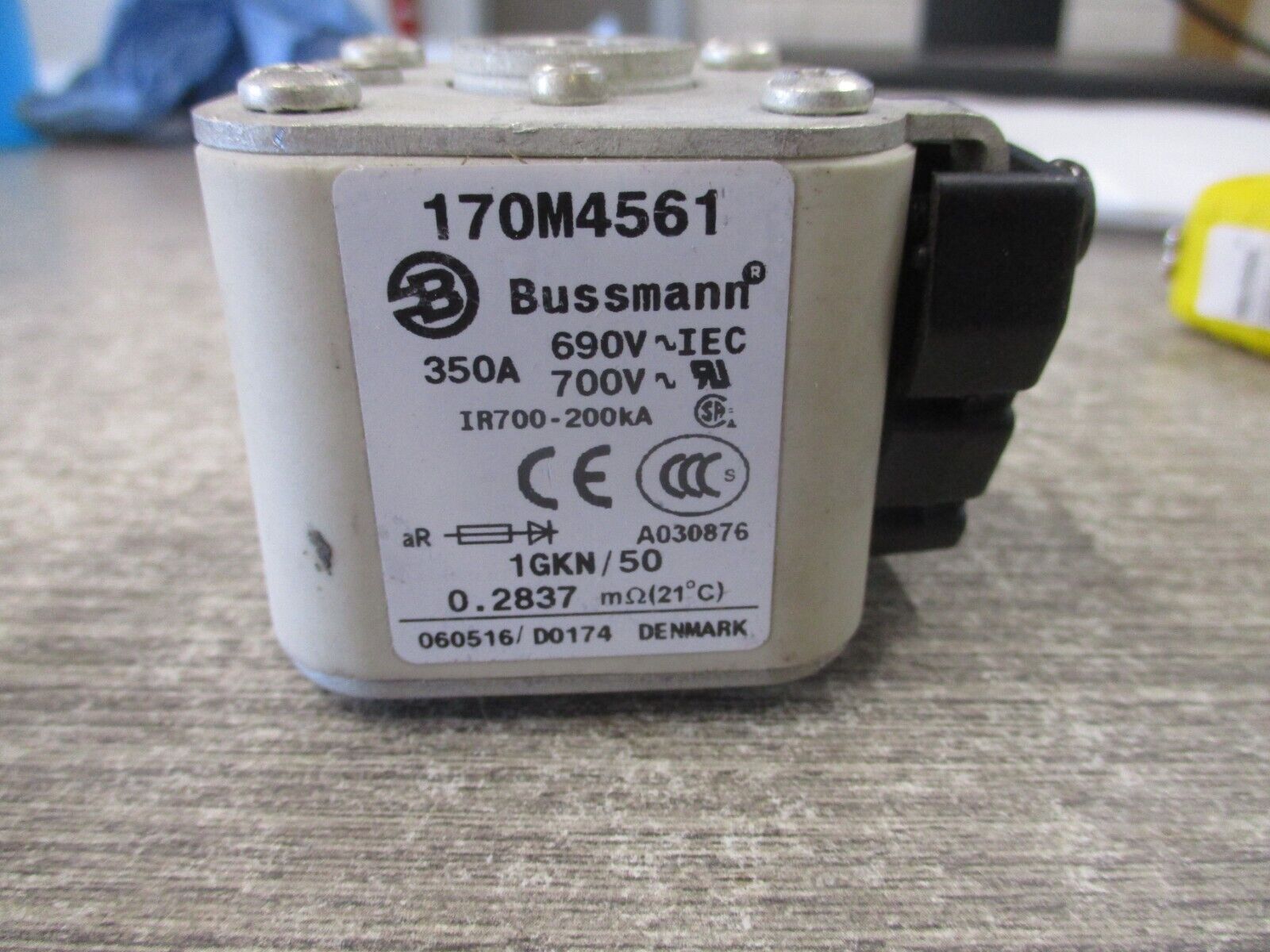 Bussmann Fuse 170M4561 350A 700V Used