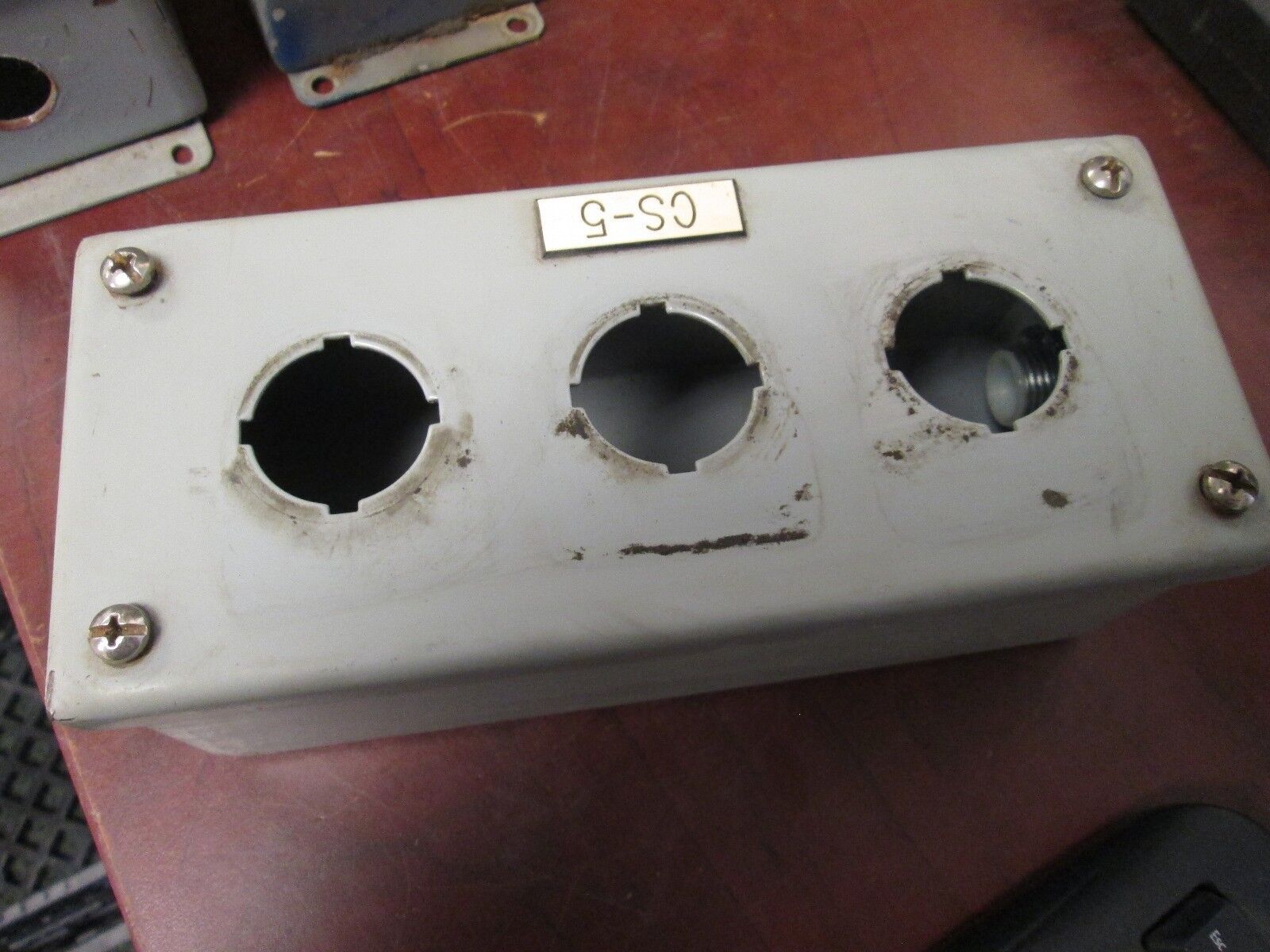 Wiegmann Push Button Enclosure PB03WW nema 12,13 Enclosure Used