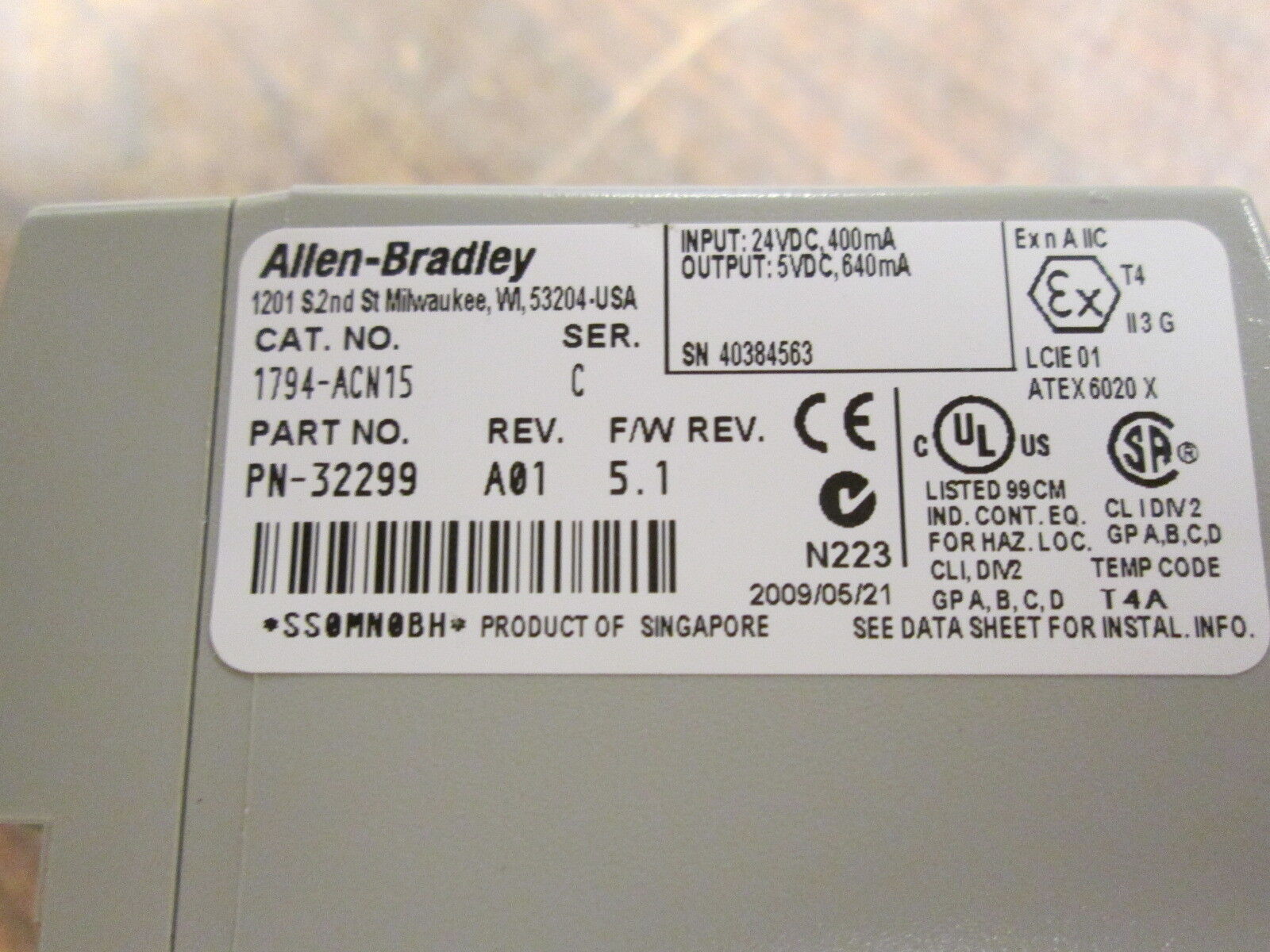 Allen-Bradley Flex I/O Control Adapter 1794-ACN15 Ser. C Rev. A01 F/W Rev. 5.1
