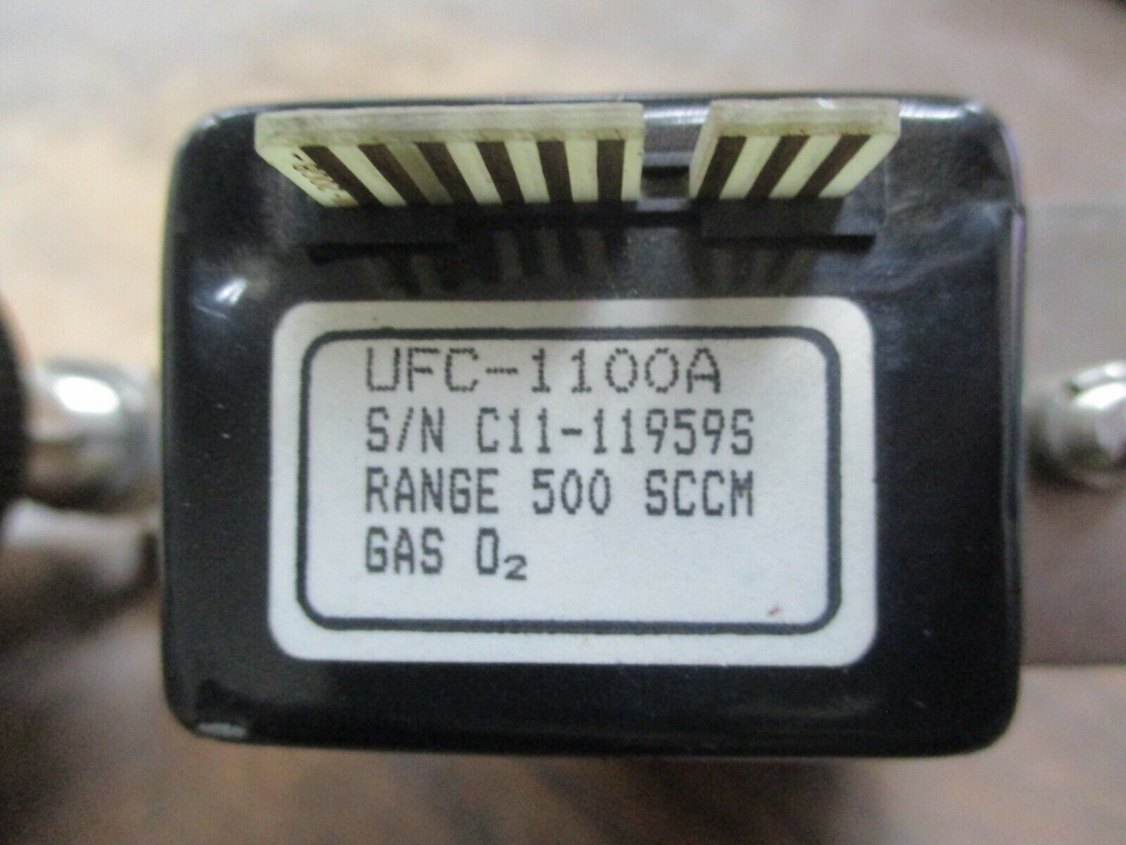 Unit Instruments Mass Flow Controller UFC-1100A Output:0-5VDC Power:15VDC Used