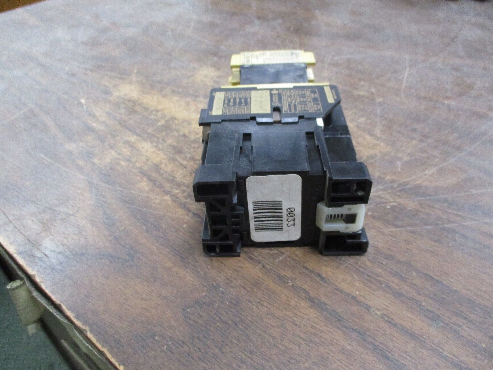 Allen-Bradley Contactor 700-F220A1 600V 10A, 120V Coil