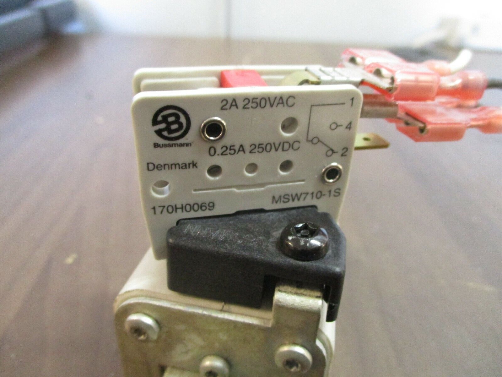 Bussmann Fuse 170M3672 550A 700V Used