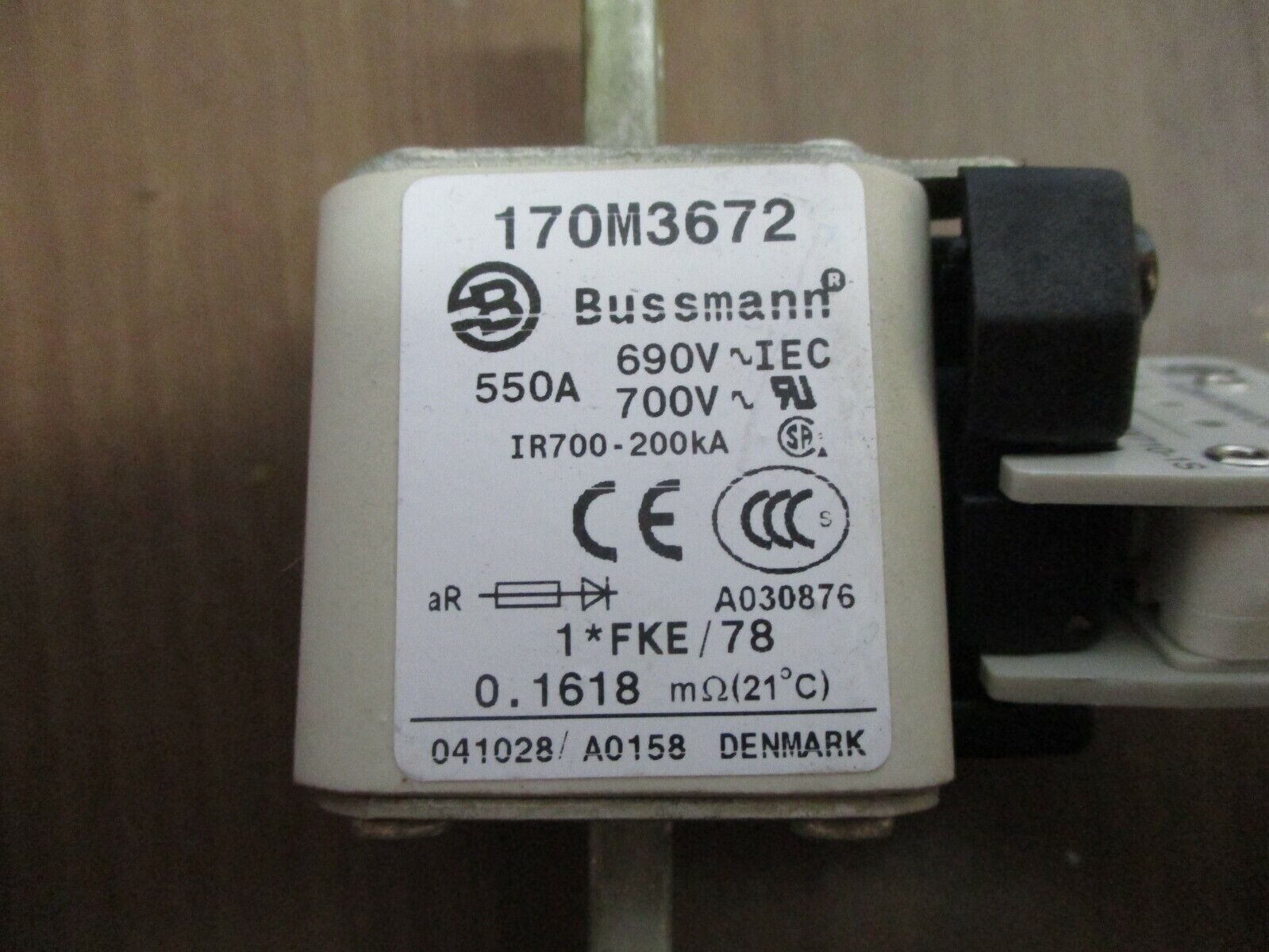 Bussmann Fuse 170M3672 550A 700V Used