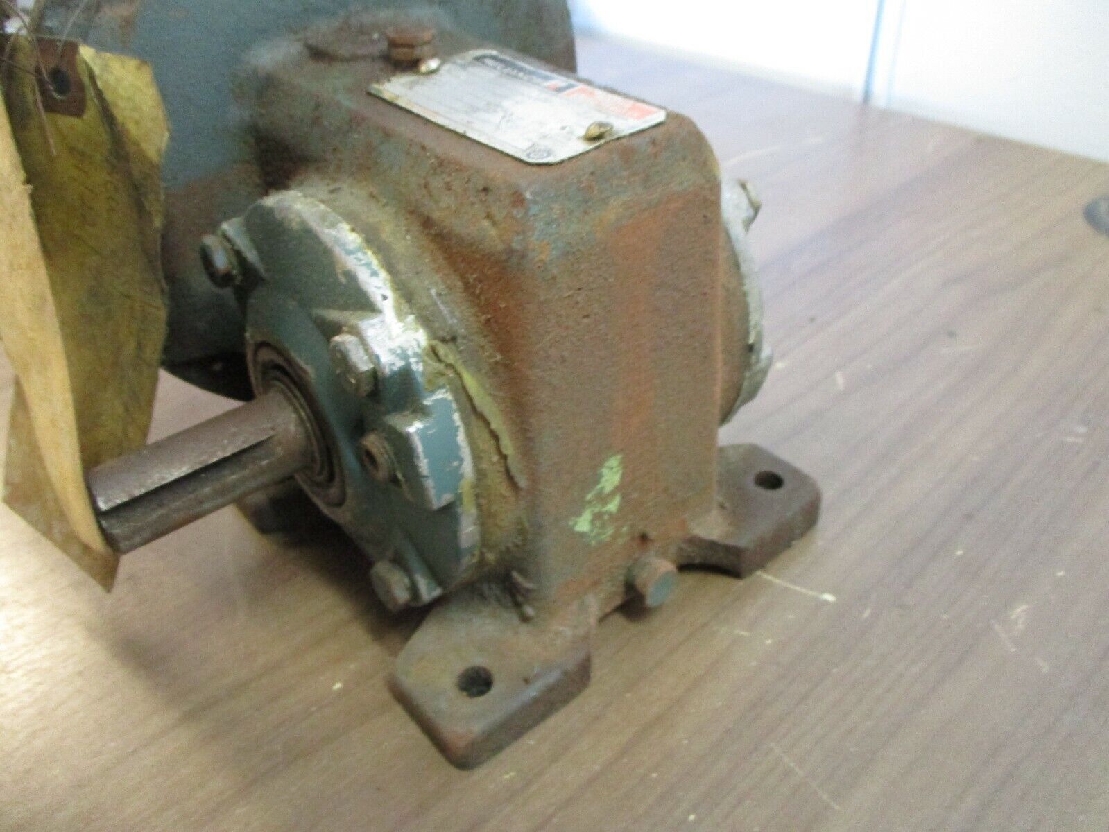 Reliance Master Speed Reducer 56WM12A Ratio 5:1 1.38HP In Used
