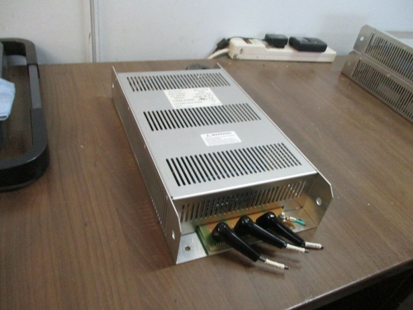 Rockwell Automation RFI Filter 2090-XXLF-X330B Ser. A 480V 3Ph 30A Used