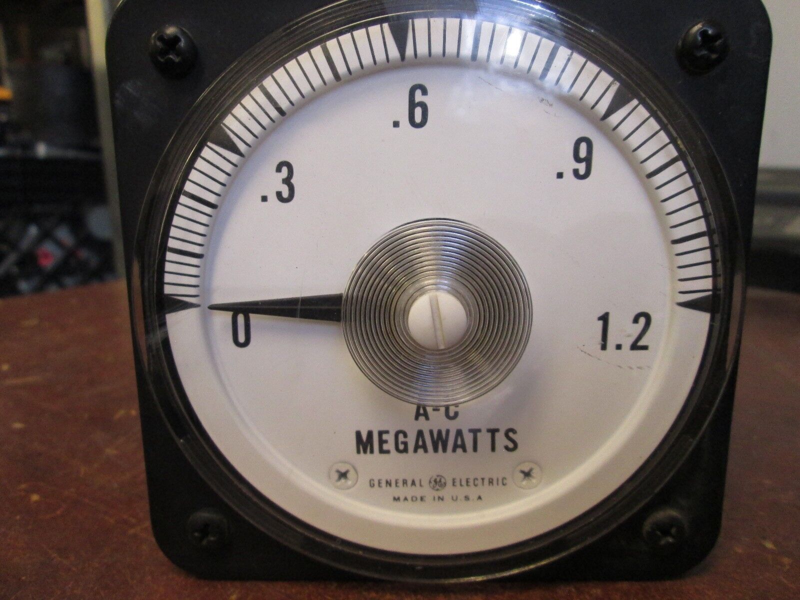 GE AC Wattmeter 50-105251FERC1JFZ Range: 0 - 1.2MW 277V 5A 50/60Hz Used