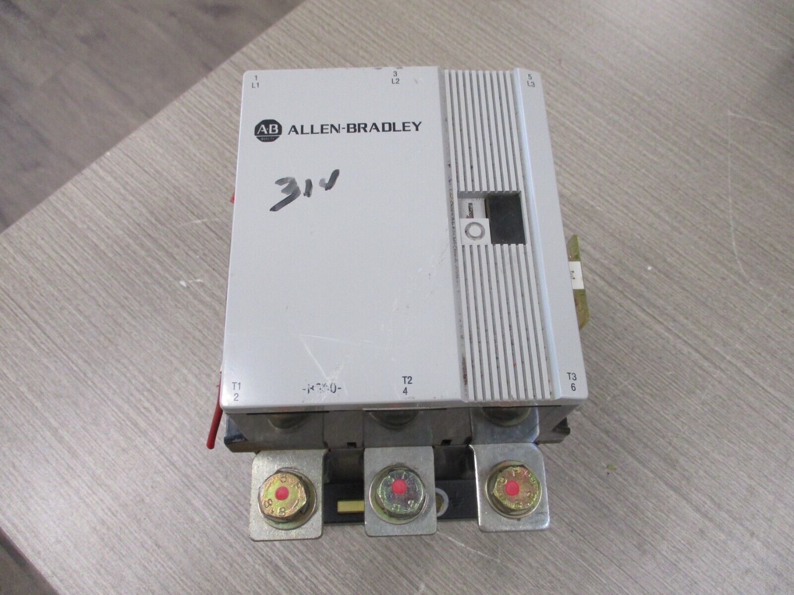 Allen-Bradley Contactor 100-B300N*3 Ser. B 120V Coil 304A 600V Used