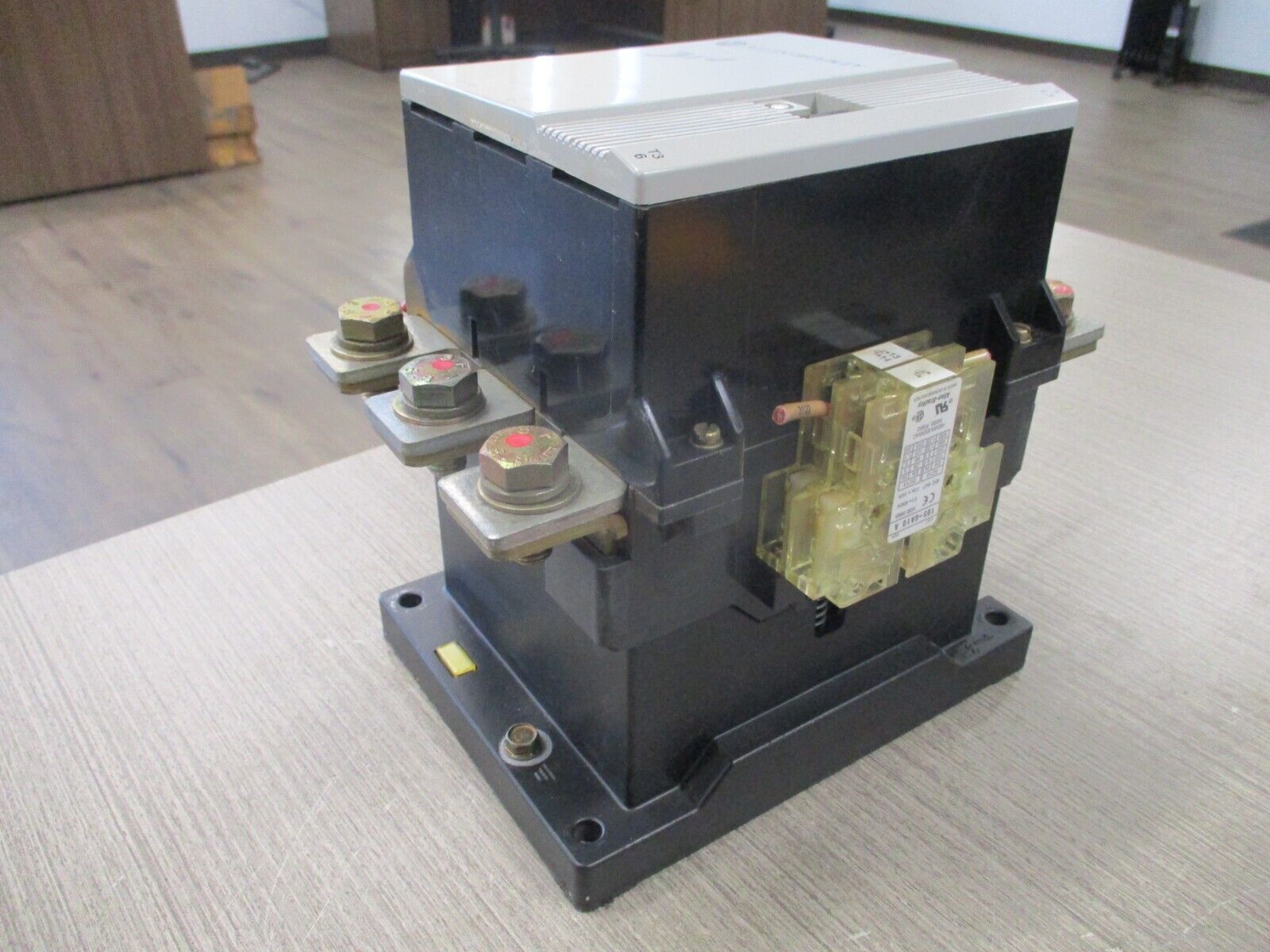 Allen-Bradley Contactor 100-B300N*3 Ser. B 120V Coil 304A 600V Used
