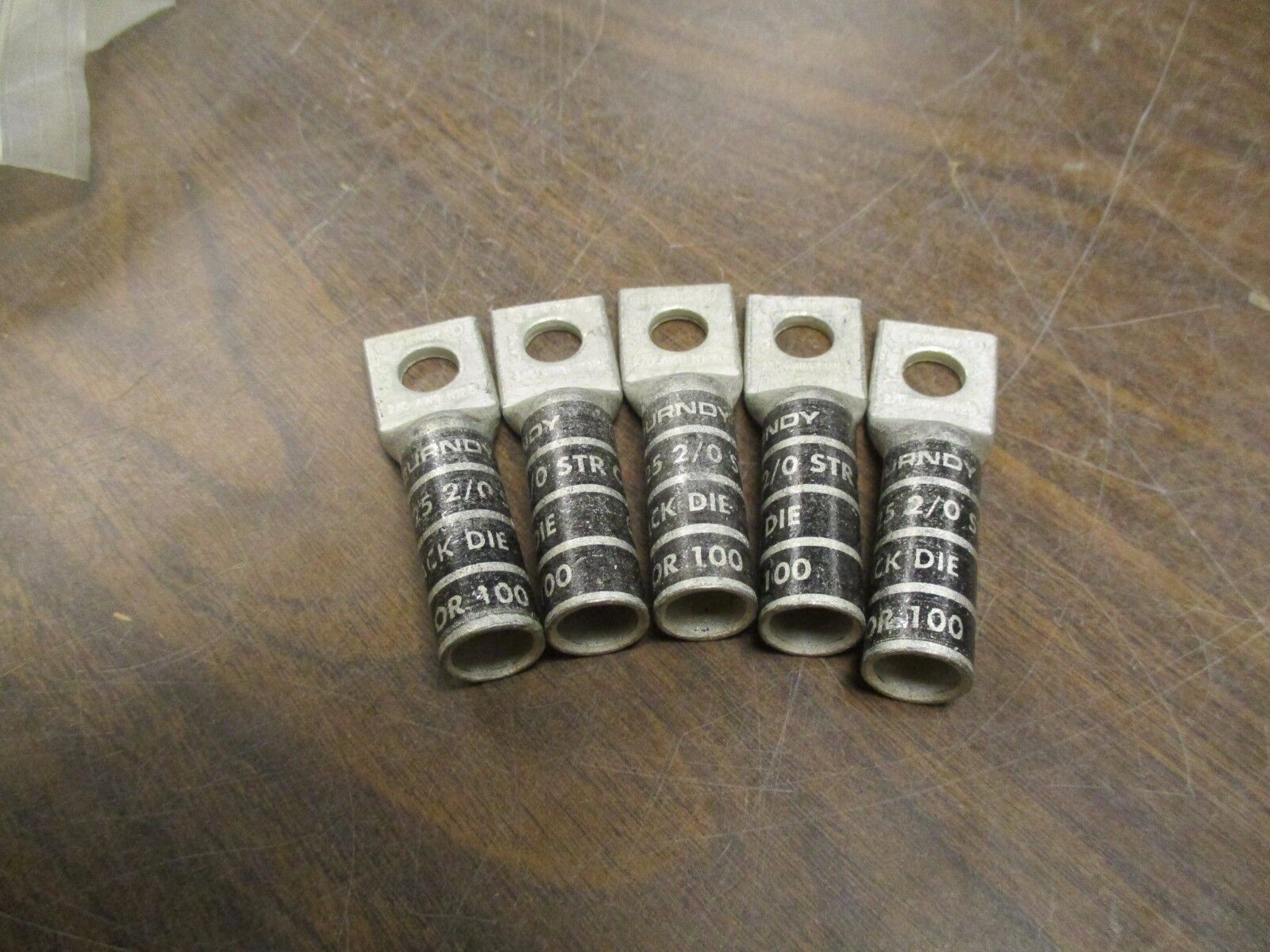 Burndy Crimp Lug YA26 2/0 AWG N125 *Lot of 5* New Surplus