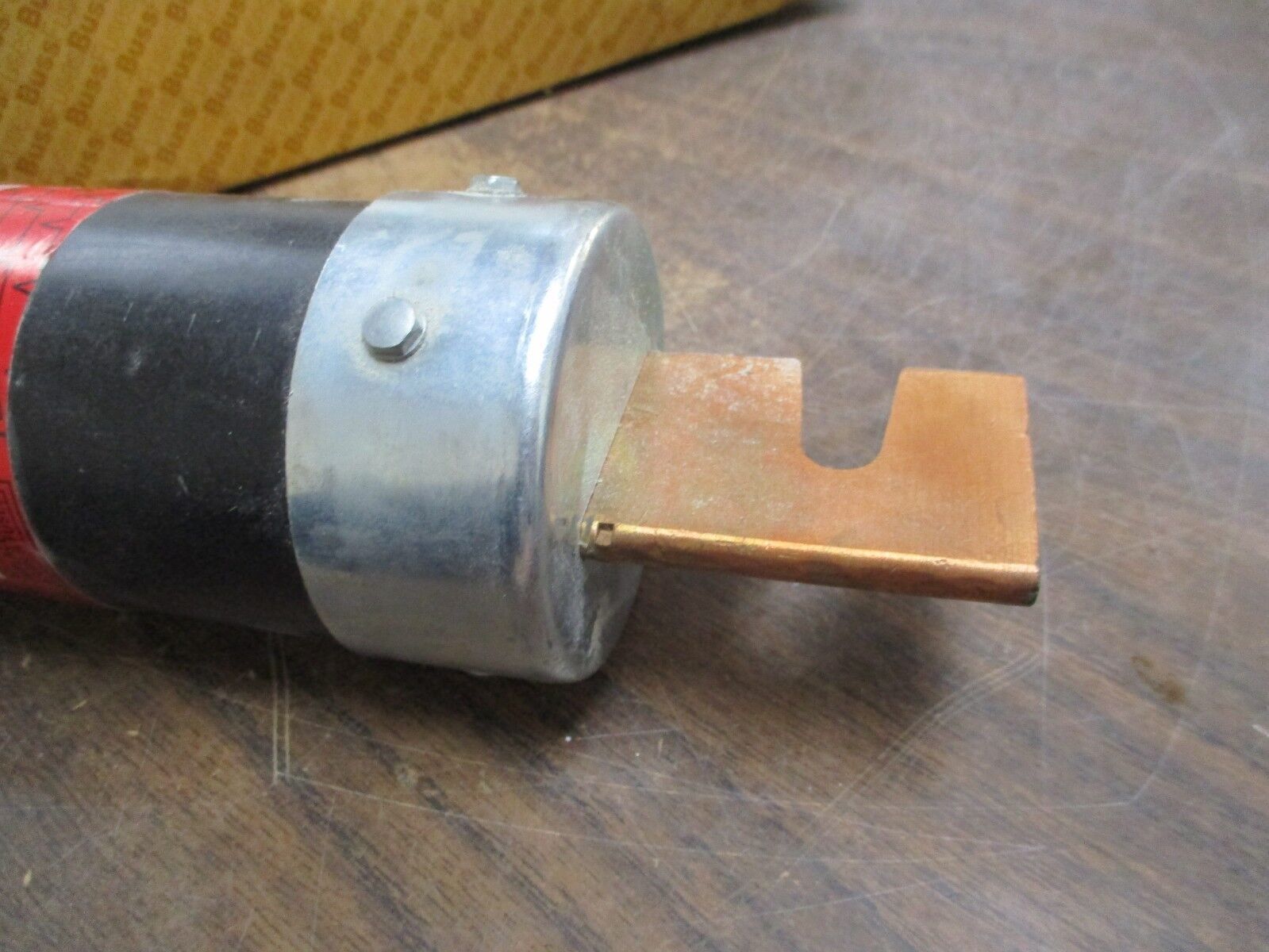Buss Low-Peak Fuse LPS-RK 300 300A 600V New Surplus