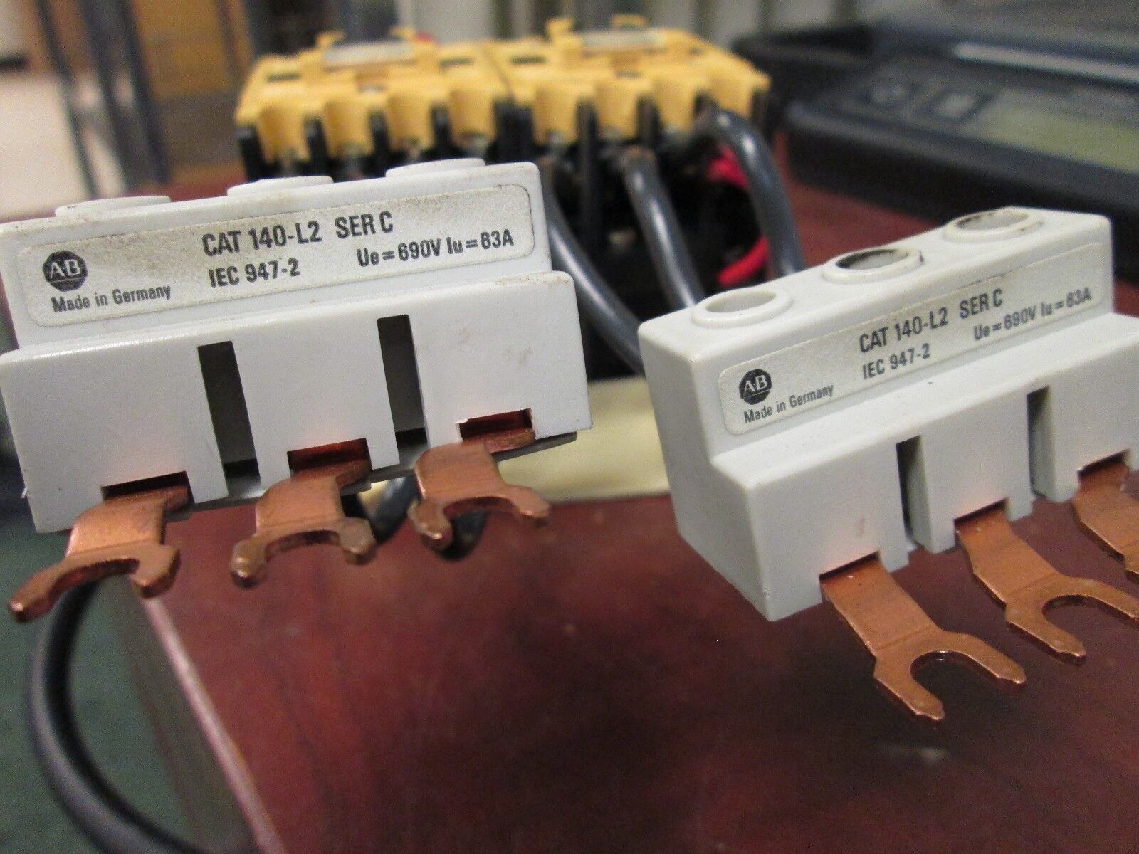 Allen-Bradley Contactor 100-A09ND3 w/ 140-L2 9A 120V Coil *Lot of 2* Used