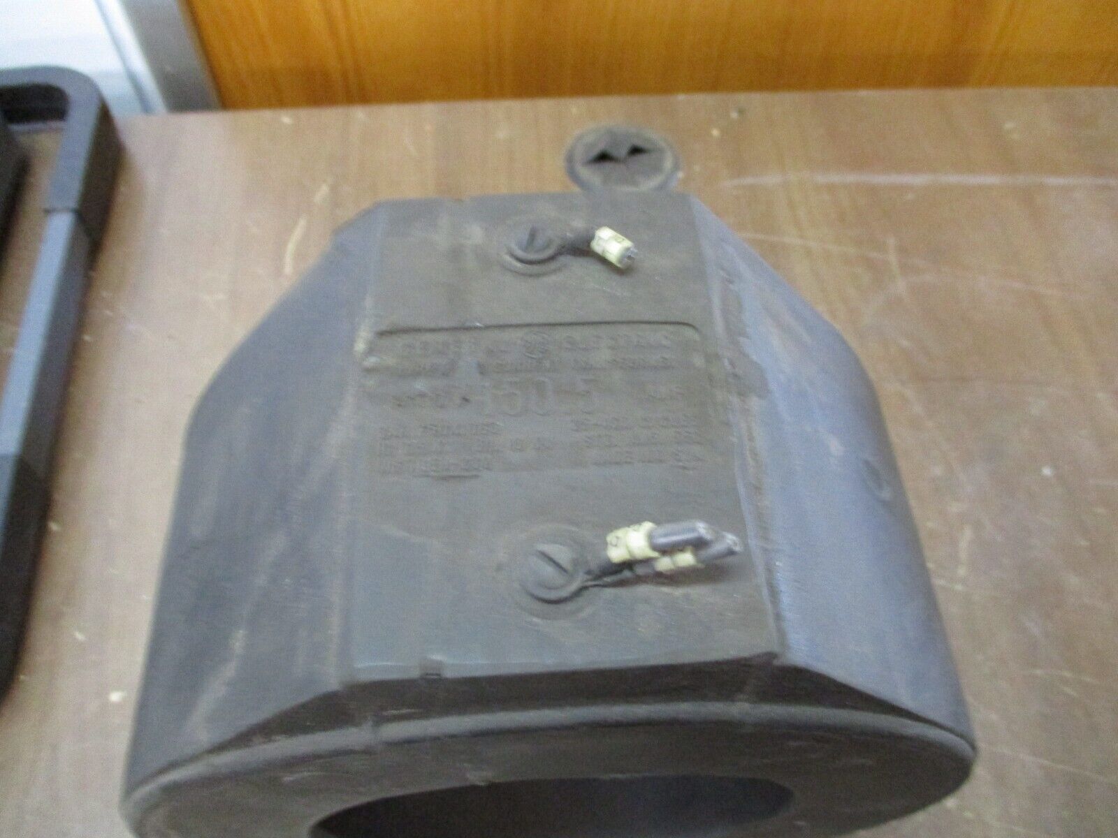 GE JCS-0 Current Transformer 750X10G30 Ratio 150:5A 600V 10kV BIL 25-400Hz Used