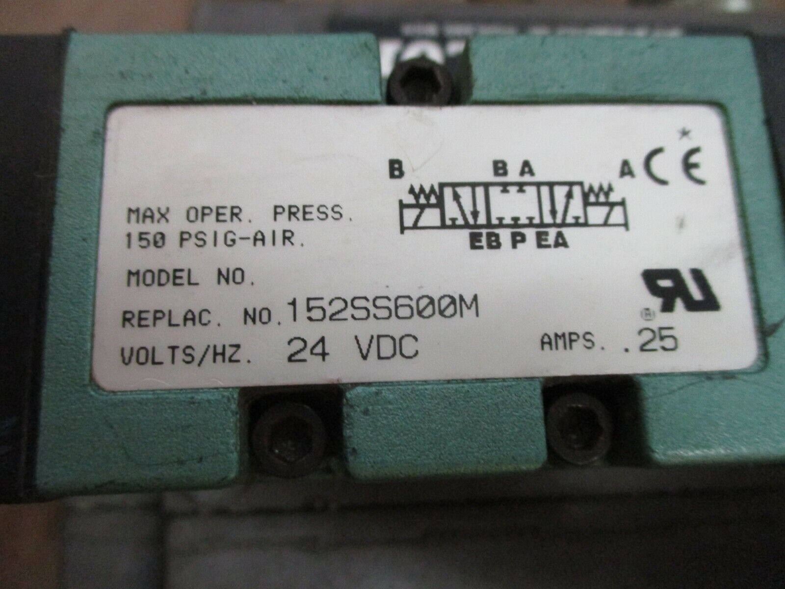 Numatics Solenoid Valve 152SS600M w/ FlexiBlok 24VDC 0.25A 150PSIG Used