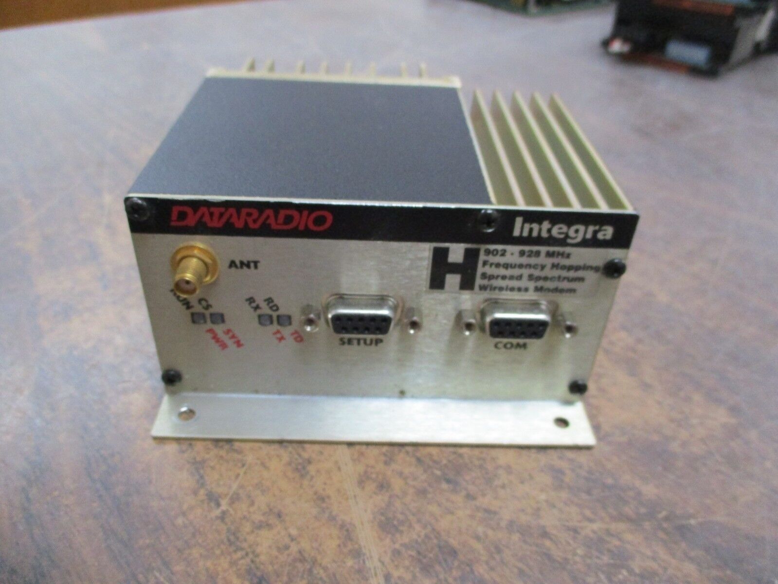 Dataradio Integra-H Wireless Modem 242-4099-430 902-928MHz Frequency Hopping