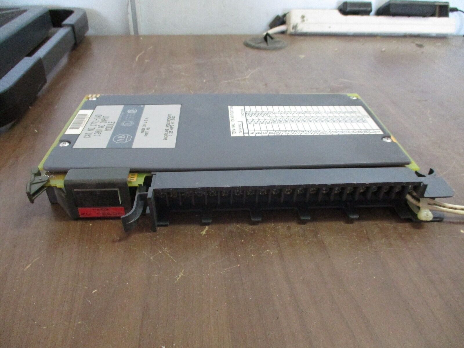 Allen-Bradley AC Input Module 1771-IAD 120V Used