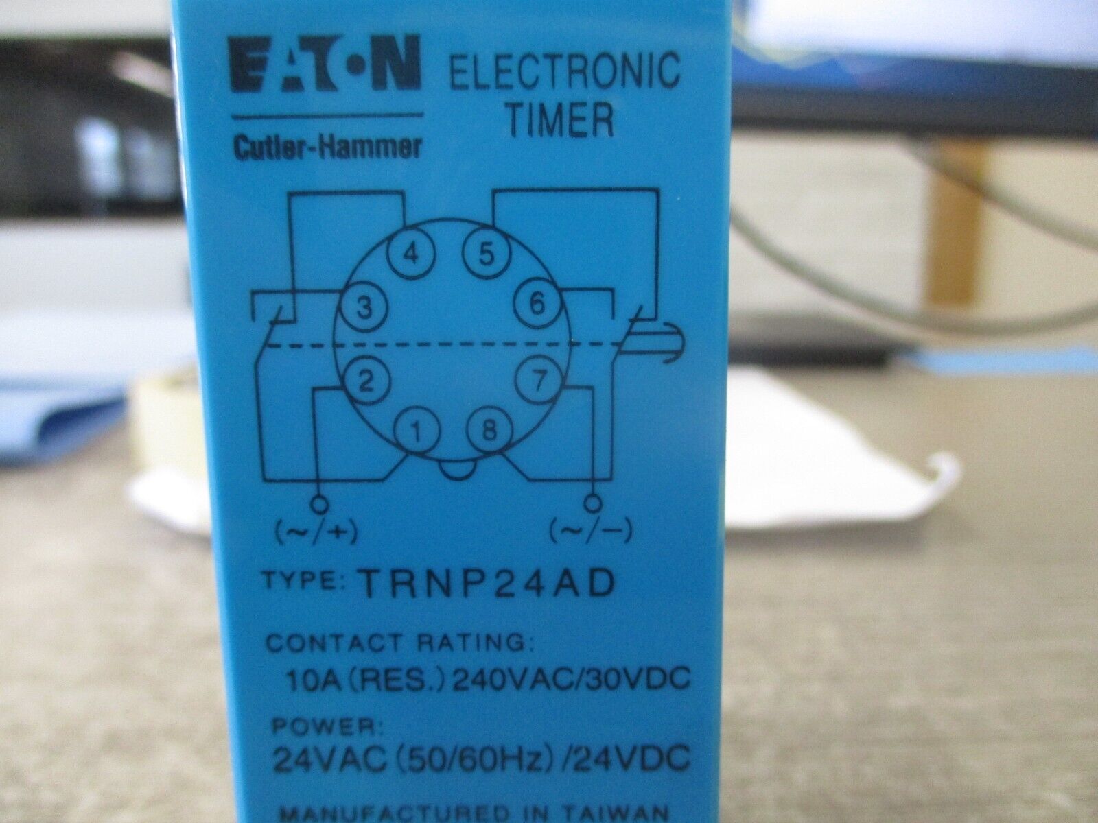 Eaton Electronic Timer TRNP24AD 24V W/Base Used