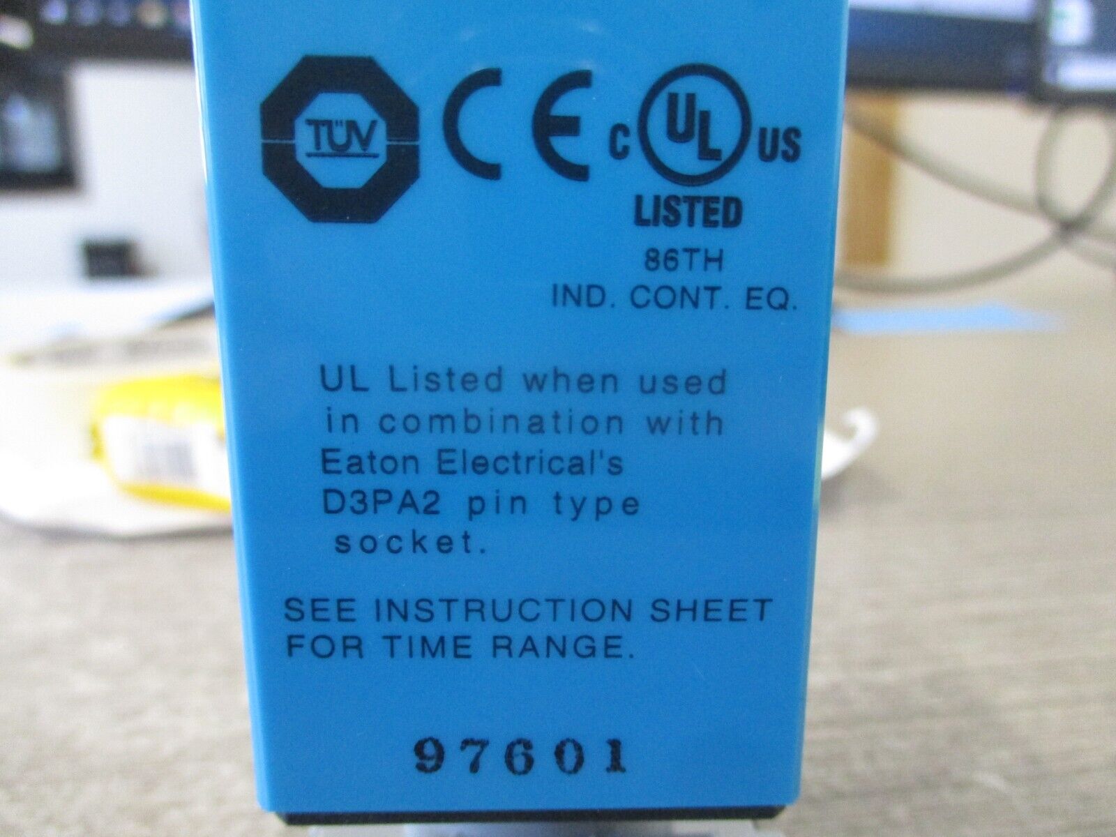 Eaton Electronic Timer TRNP24AD 24V W/Base Used