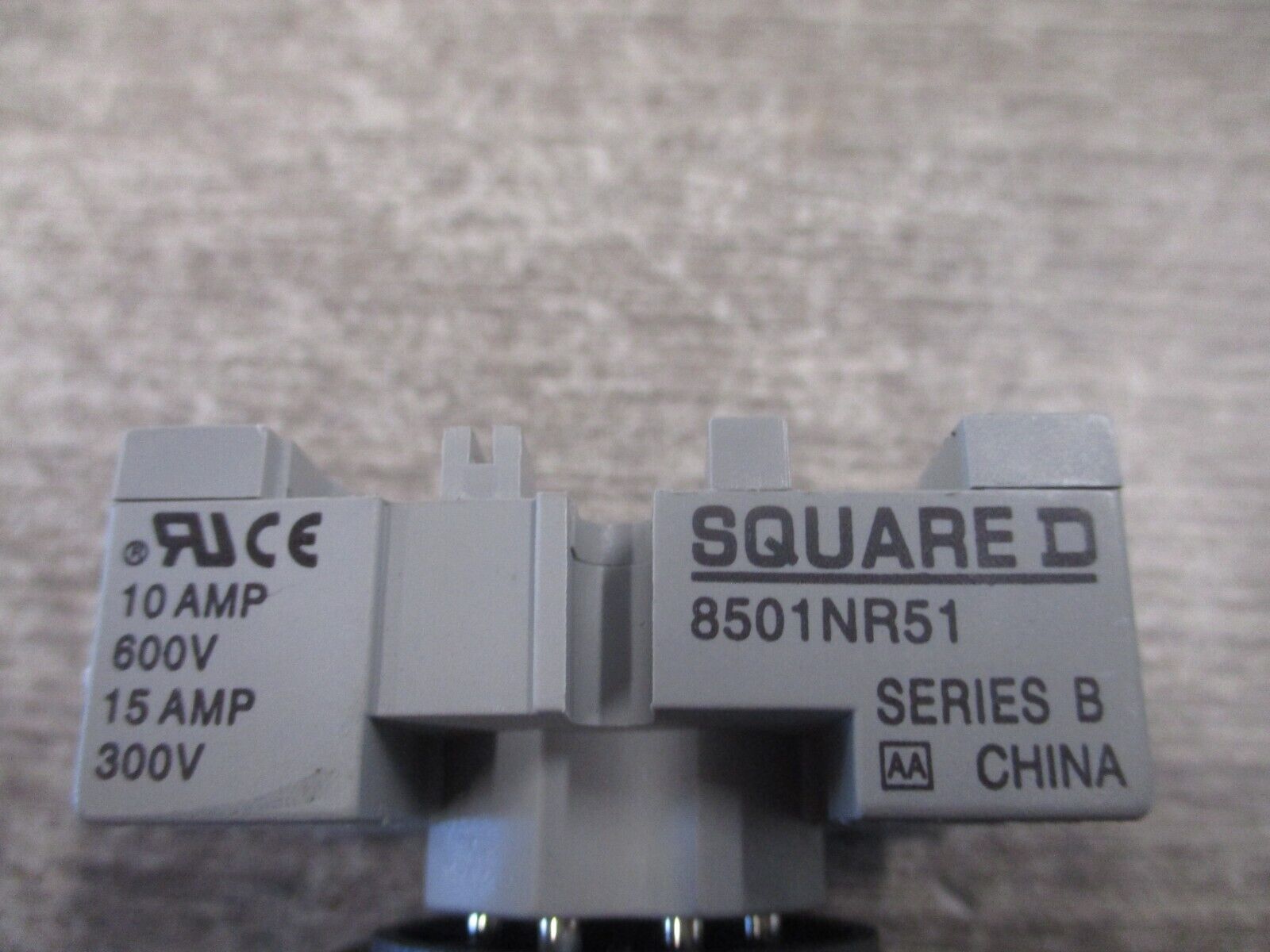 Eaton Electronic Timer TRNP24AD 24V W/Base Used