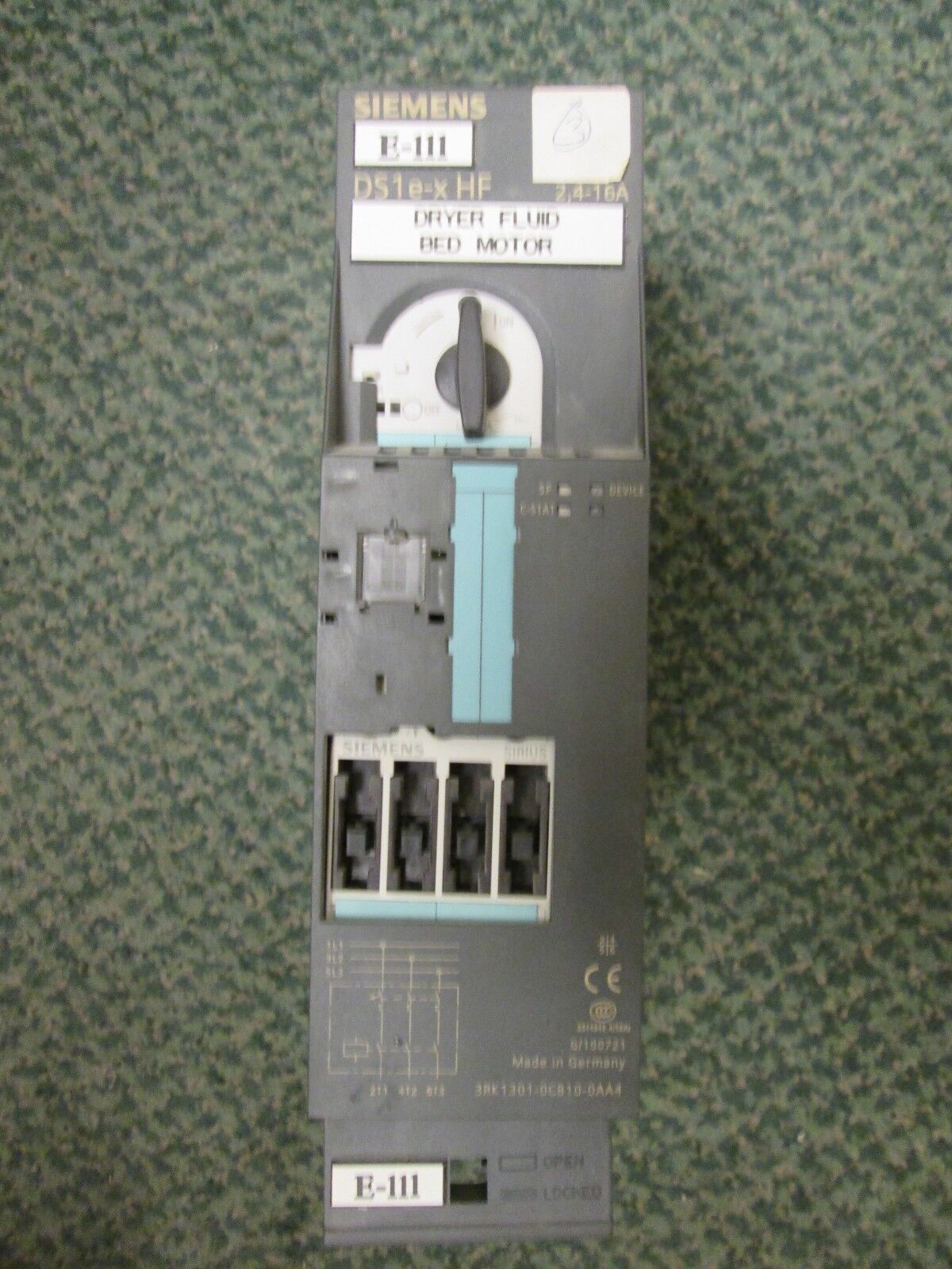 Siemens Sirius Starter 3RK130-0CB10-0AA4 2.4-16A DS1E-XHF broken tabs at the top