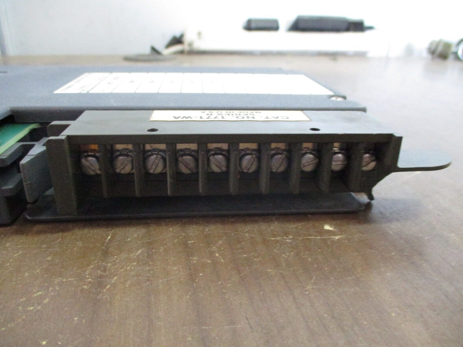 Allen-Bradley AC Input Module 1771-IA 120V *Broken Corner* Used