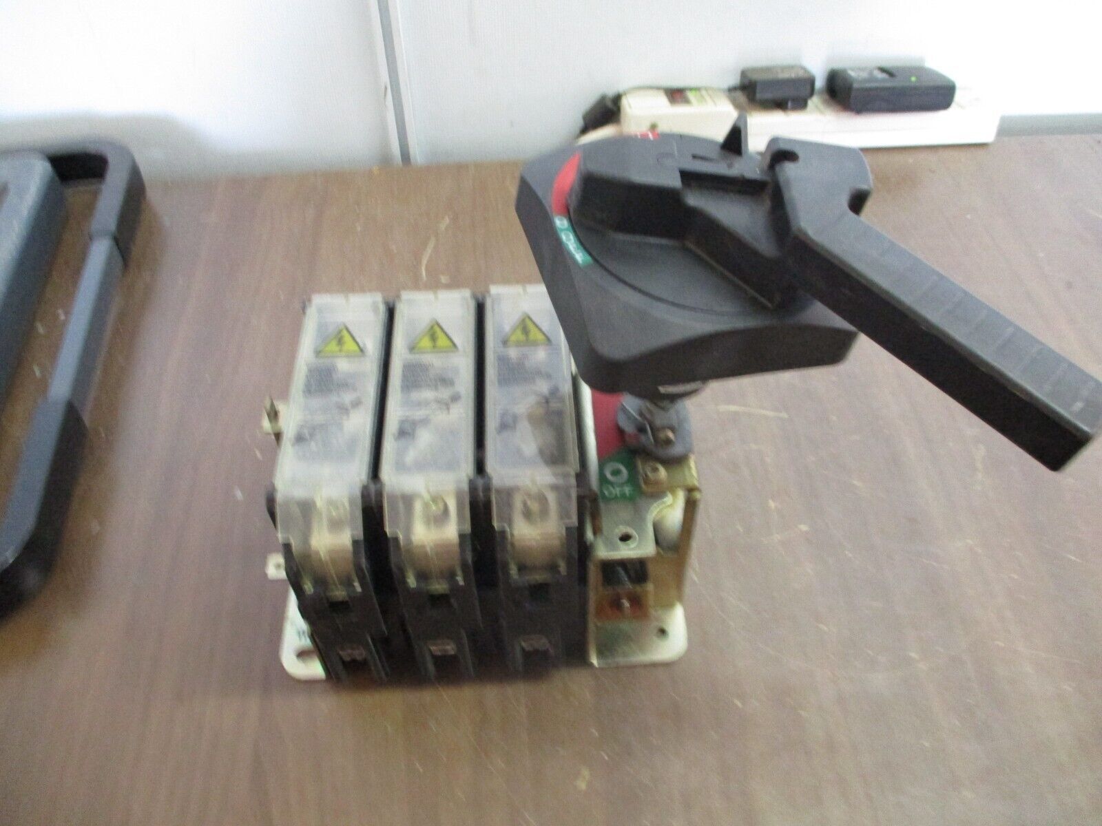 Allen-Bradley Fusible Disconnect Switch 194R-NJ100P3 Ser. B 100A 600V 3Ph Used