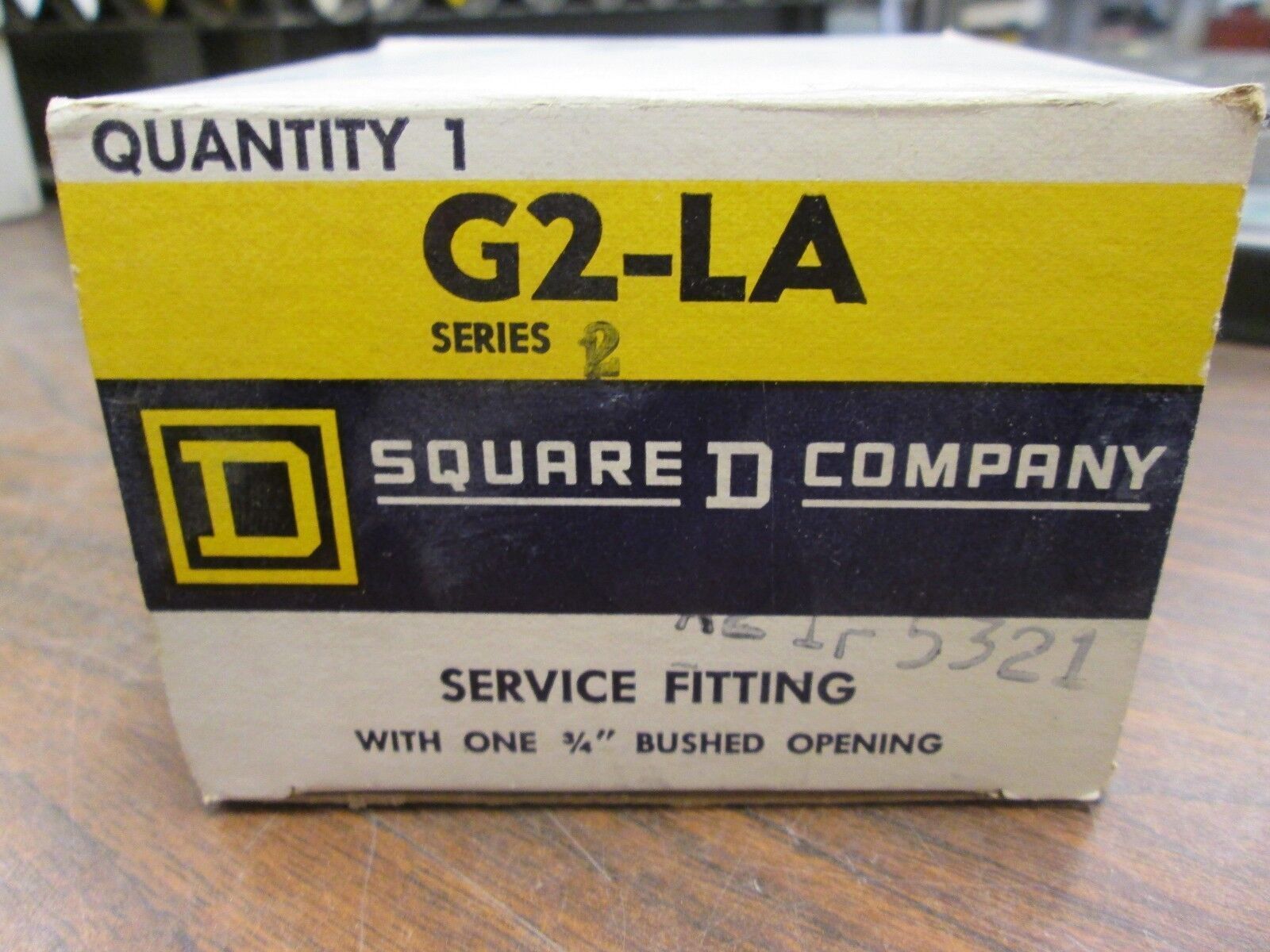 Square D Service Fitting G2-LA (1) 3/4" Bushed Opening New Surplus