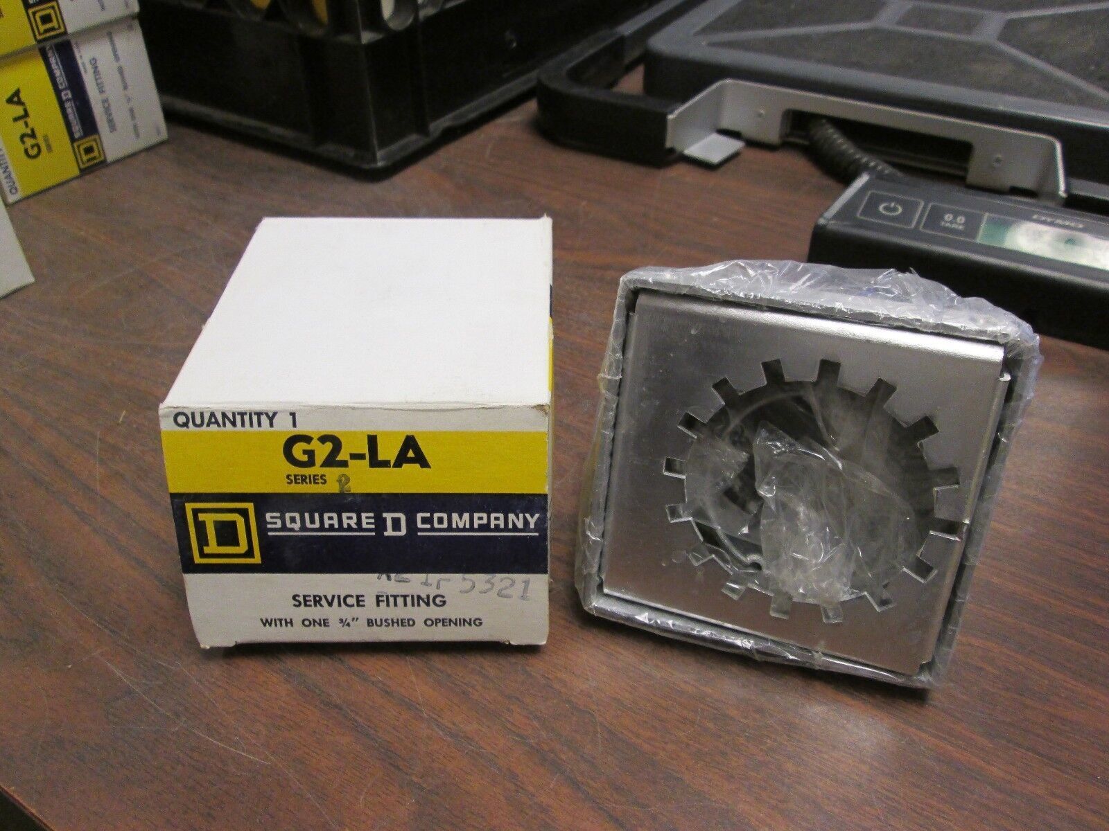Square D Service Fitting G2-LA (1) 3/4" Bushed Opening New Surplus