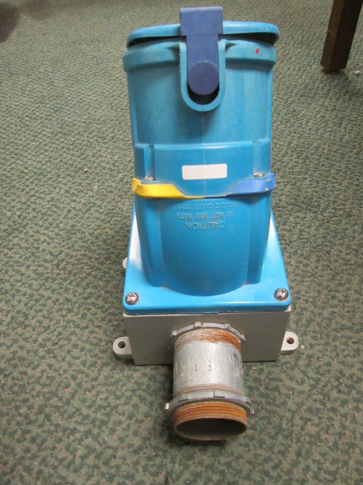 Meltric Receptacle w/ Base 31-94237-17B 150A Nema 3R Used