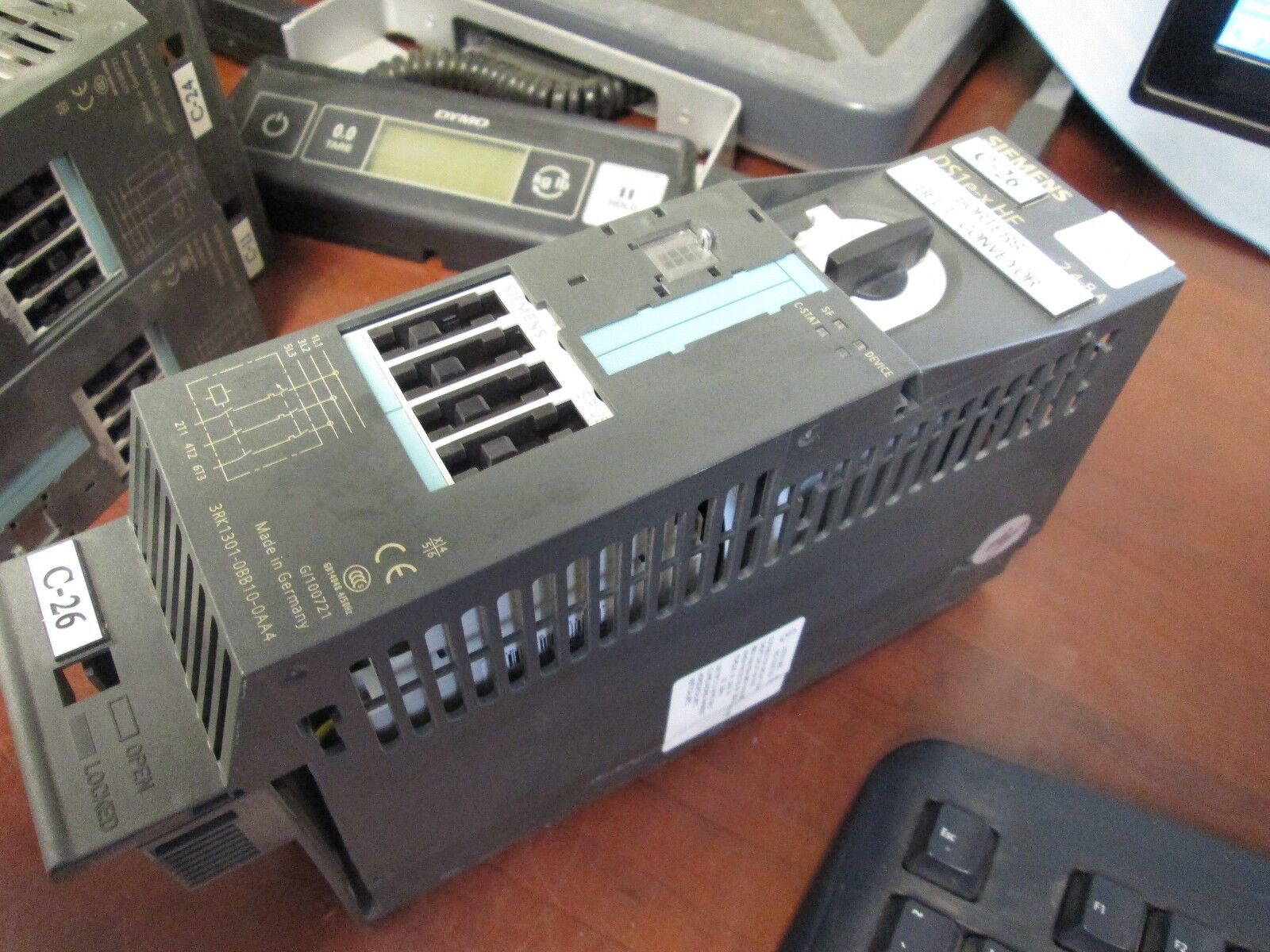 Siemens Sirius Starter 3RK1301-0BB10-0AA4 DS1E-XHF 24VDC Coil Broken Top Latches