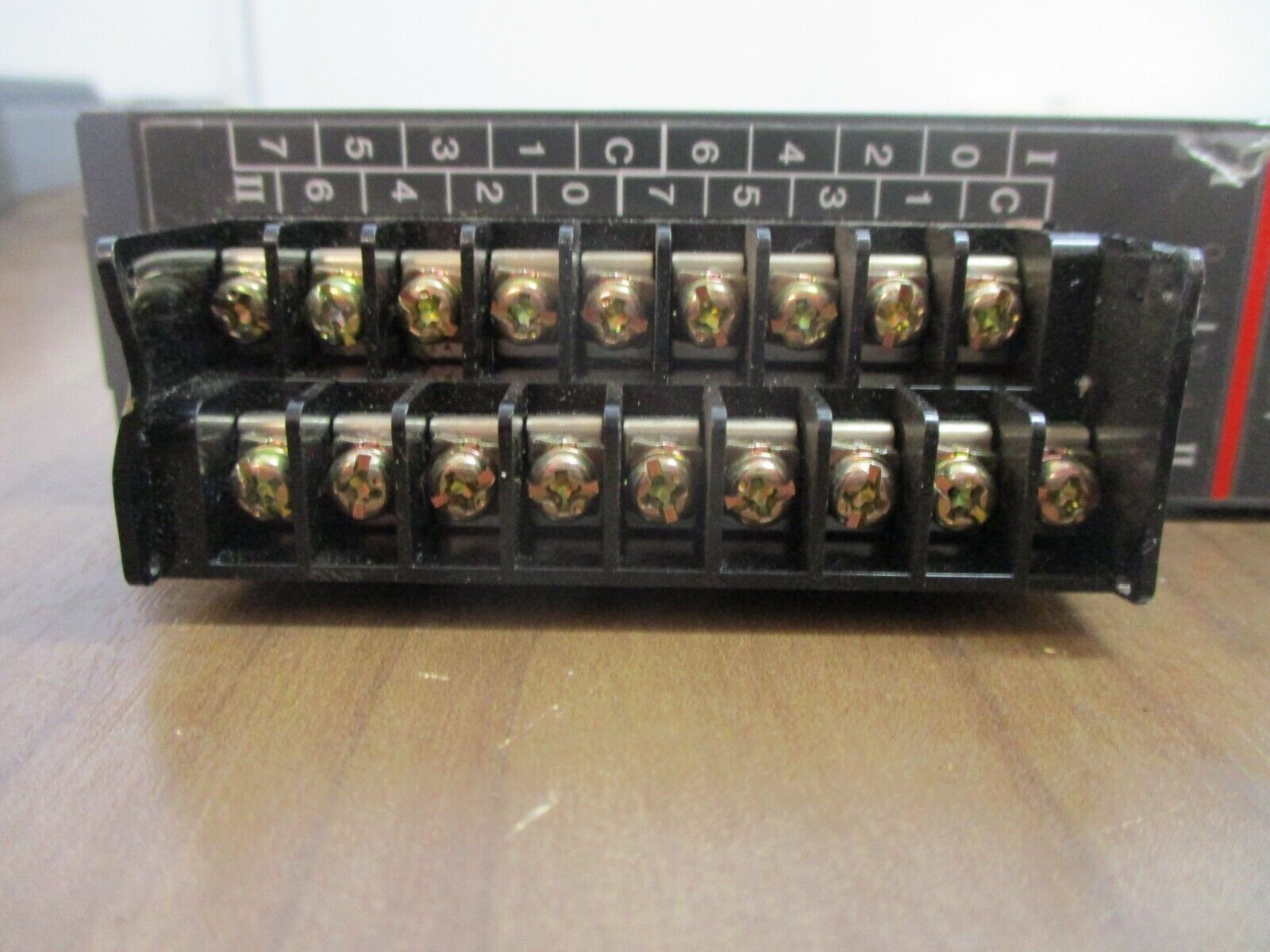 Automation Direct Output Module D3-16TD1-1 5-28VDC 0.5A *No Terminal Cover* Used