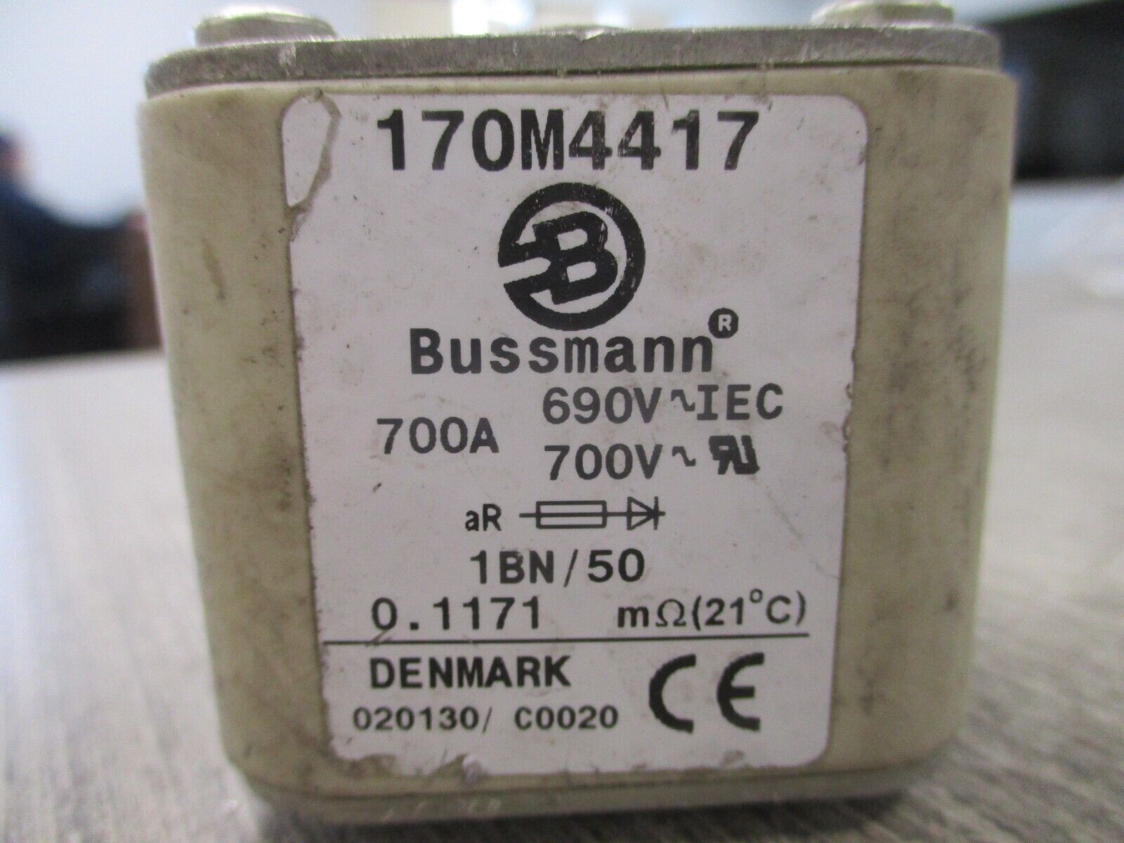 Bussmann Fuse 170M4417 700A 700V Used